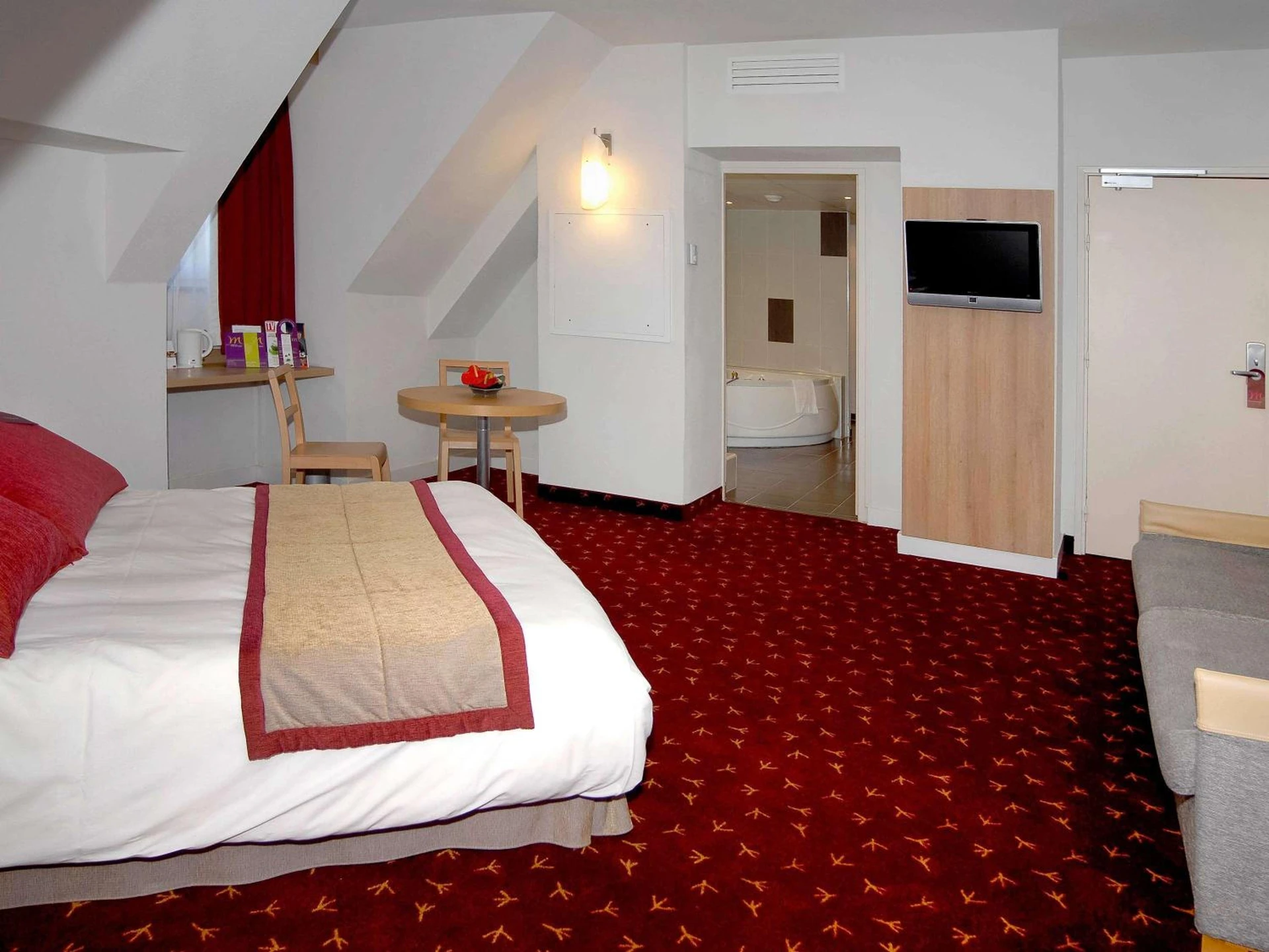 Chambre disponible pour un séminaire d'entreprise à Mercure Abbeville Centre – Porte de La Baie de Somme - Abbeville