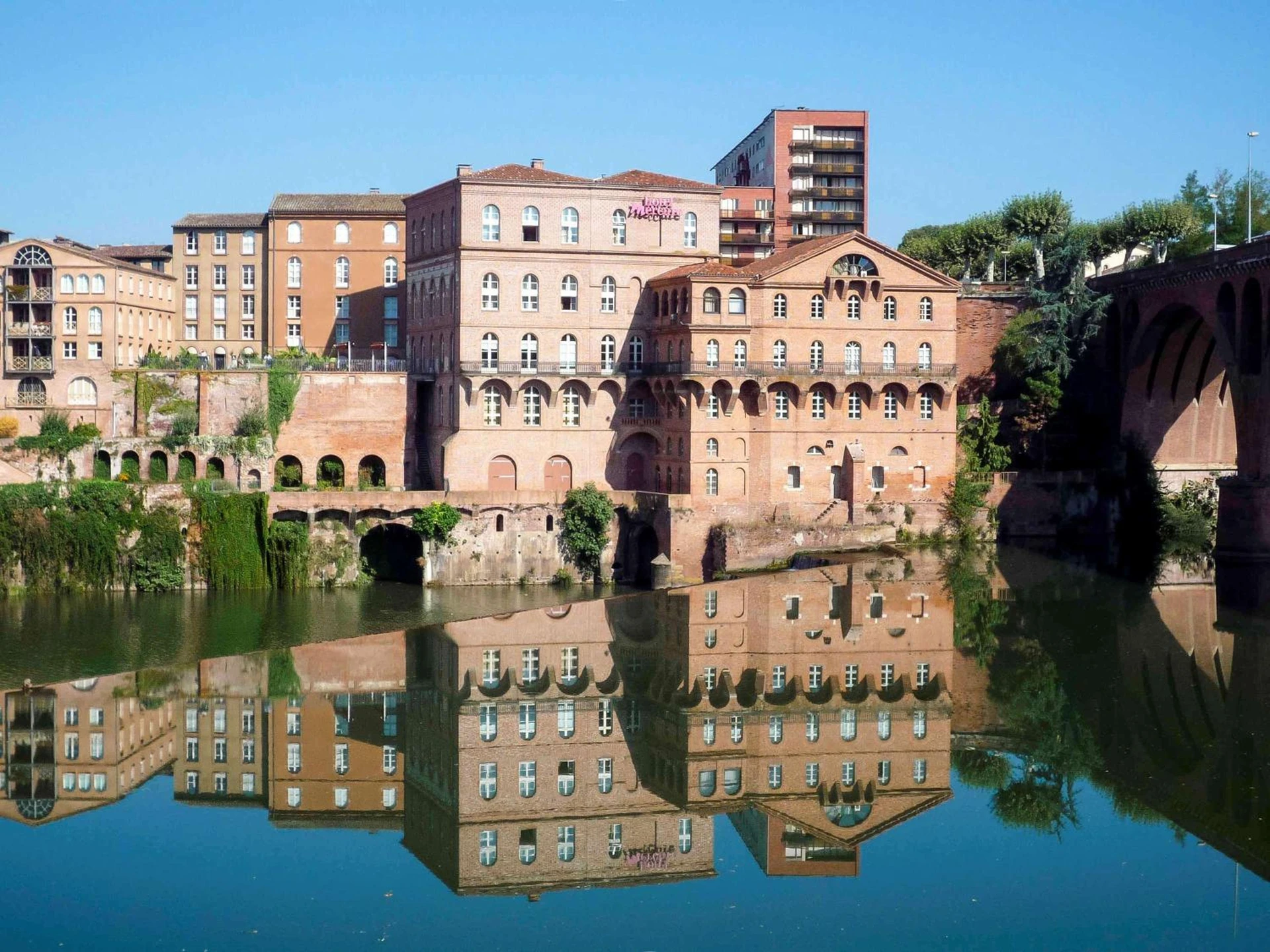 Organiser un séminaire d'entreprise : Mercure Albi Bastides à albi