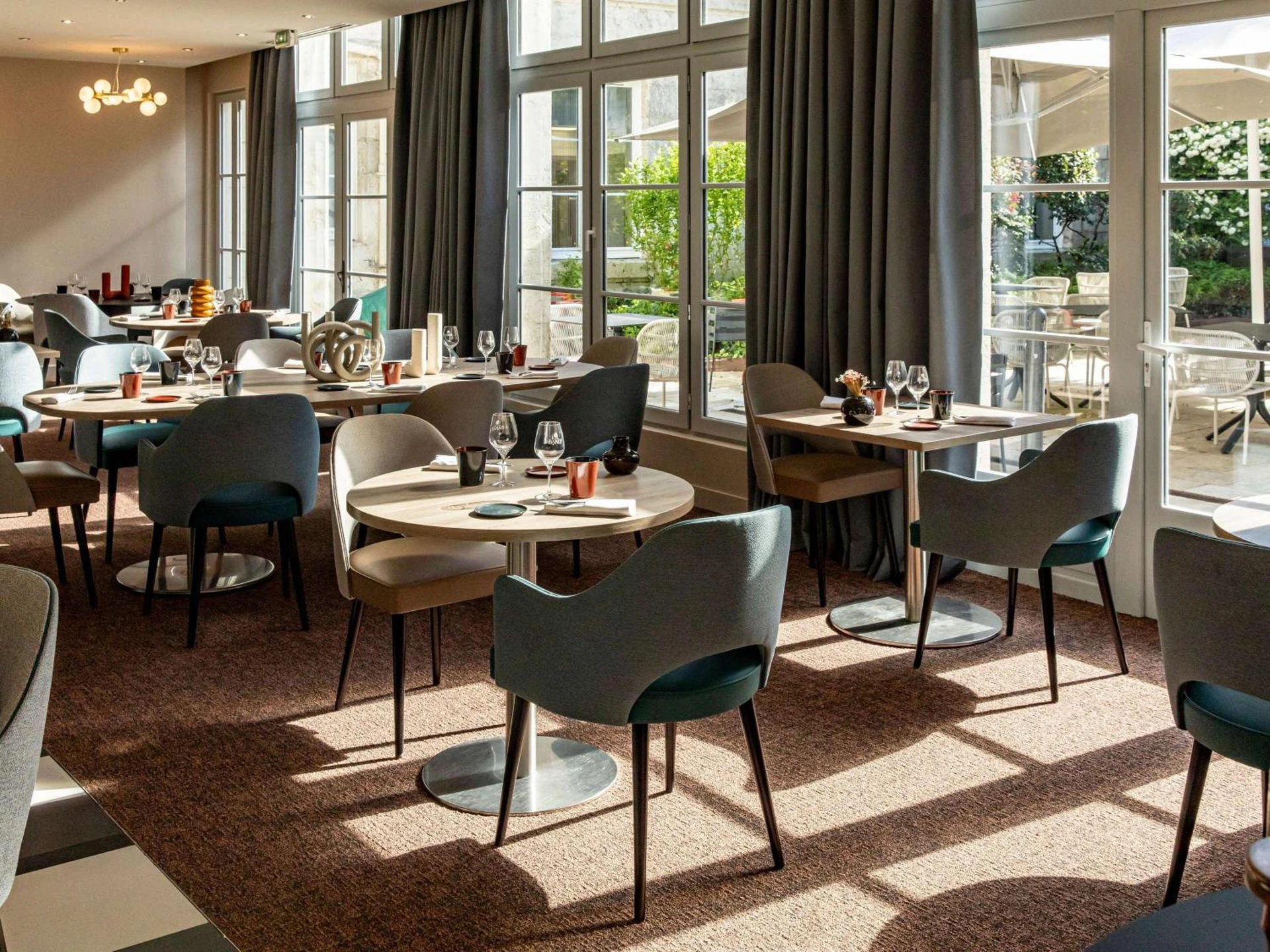 Organiser un séminaire d'entreprise : Mercure Angoulême Hôtel de France à angouleme