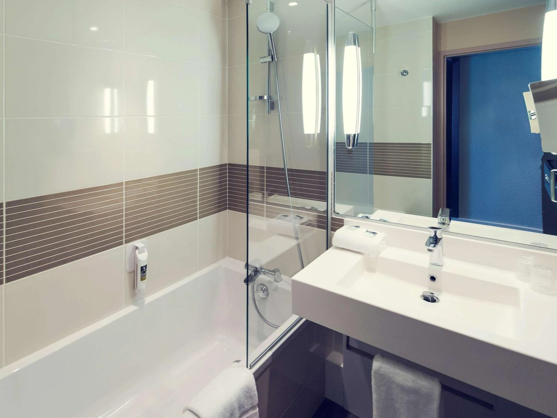 Magnifique chambre pour un séminaire d'entreprise à Mercure Beaune Centre - Beaune