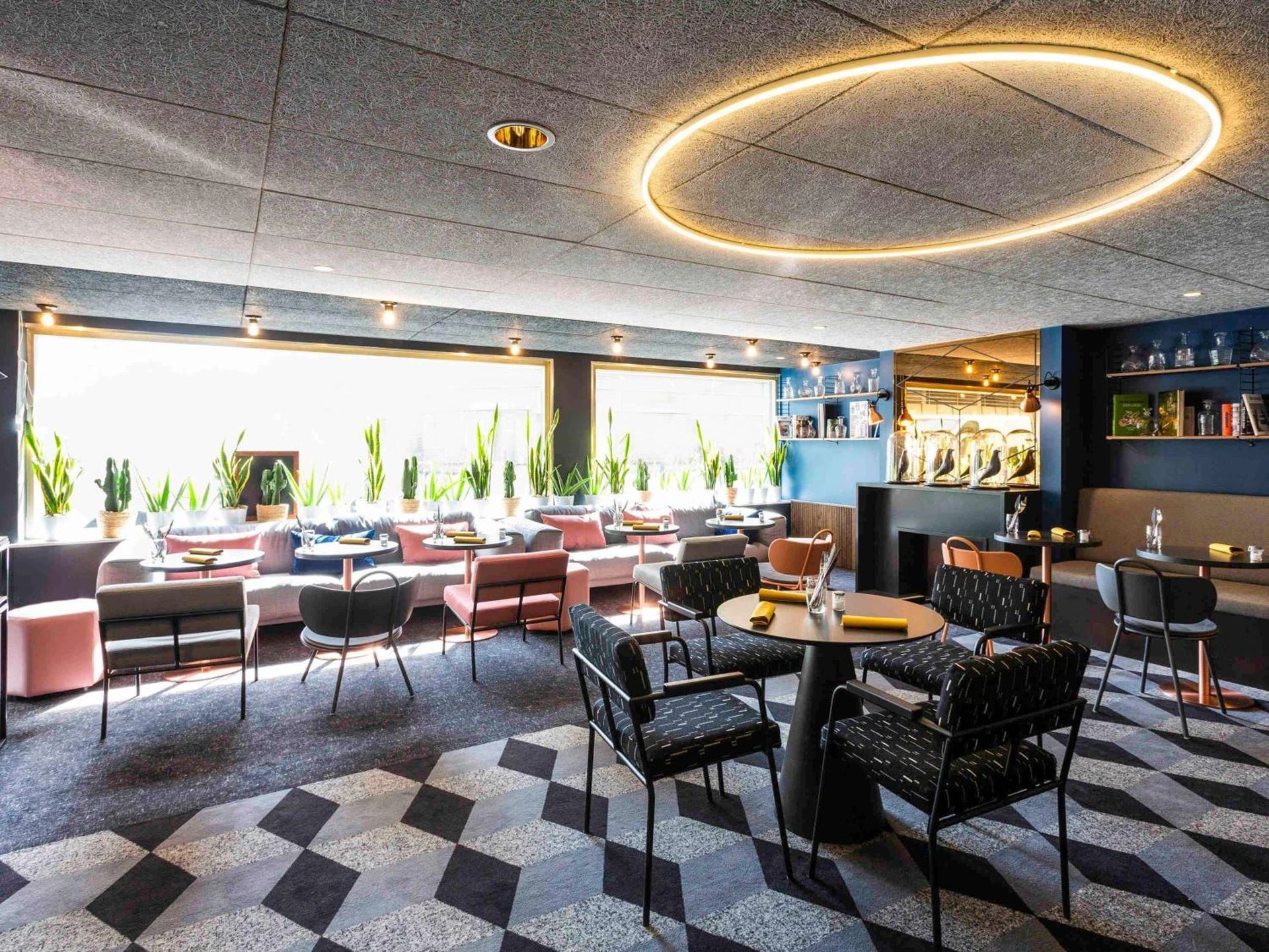Lieu convivial pour un séminaire d'entreprise à Mercure Bordeaux Centre Ville - Bordeaux - En savoir plus 