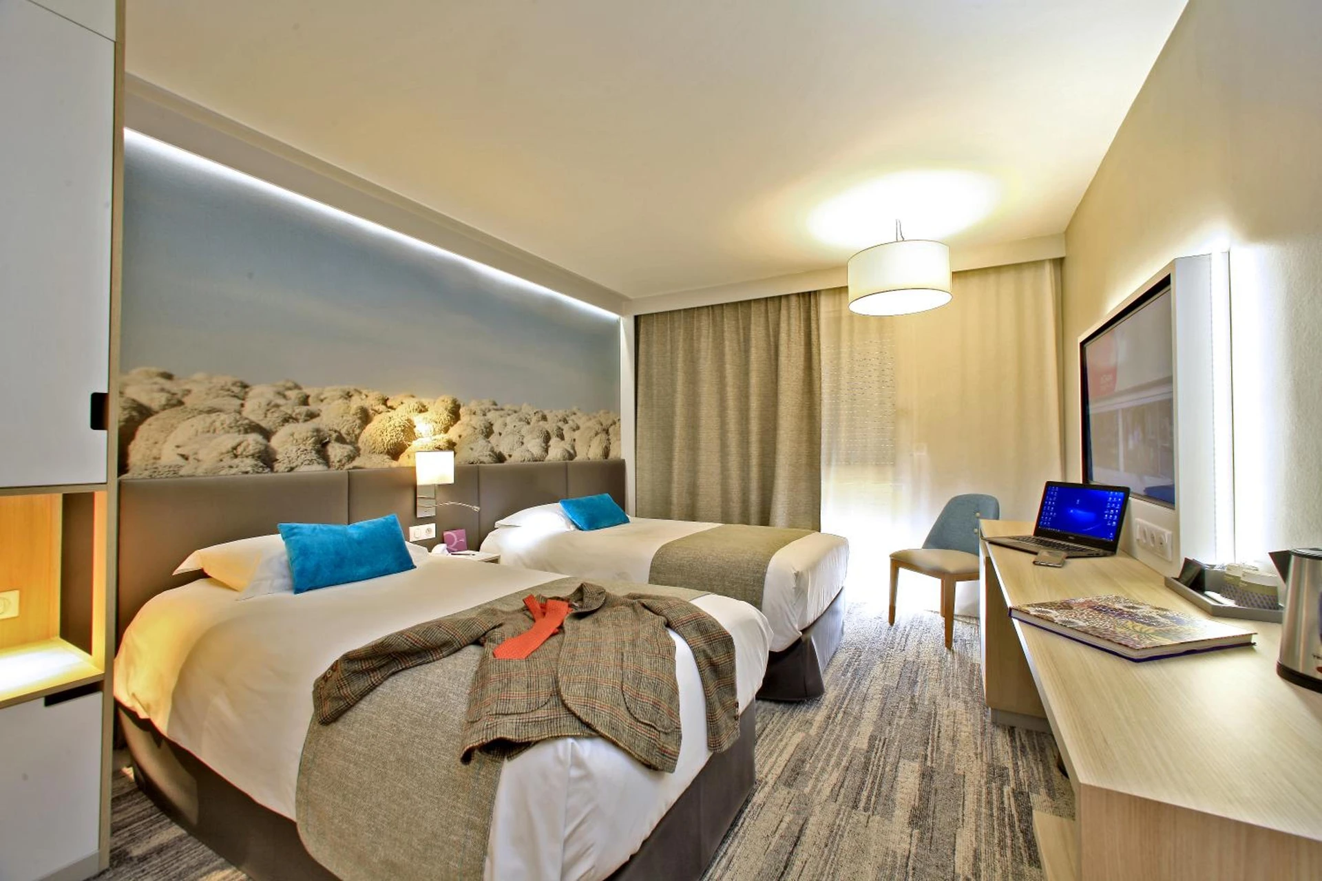 Magnifique chambre pour un séminaire d'entreprise à Mercure Castres L'Occitan - Castres
