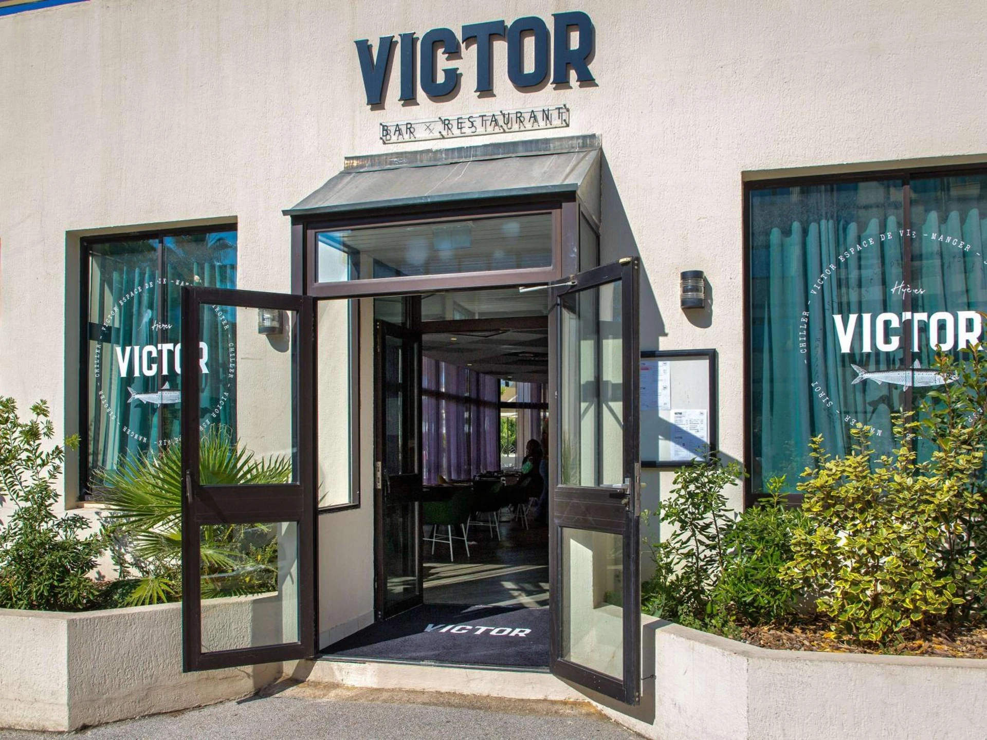 Ambiance de travail pour séminaire d'entreprise à Mercure Hyères Centre Côte d'Azur - Hyères
