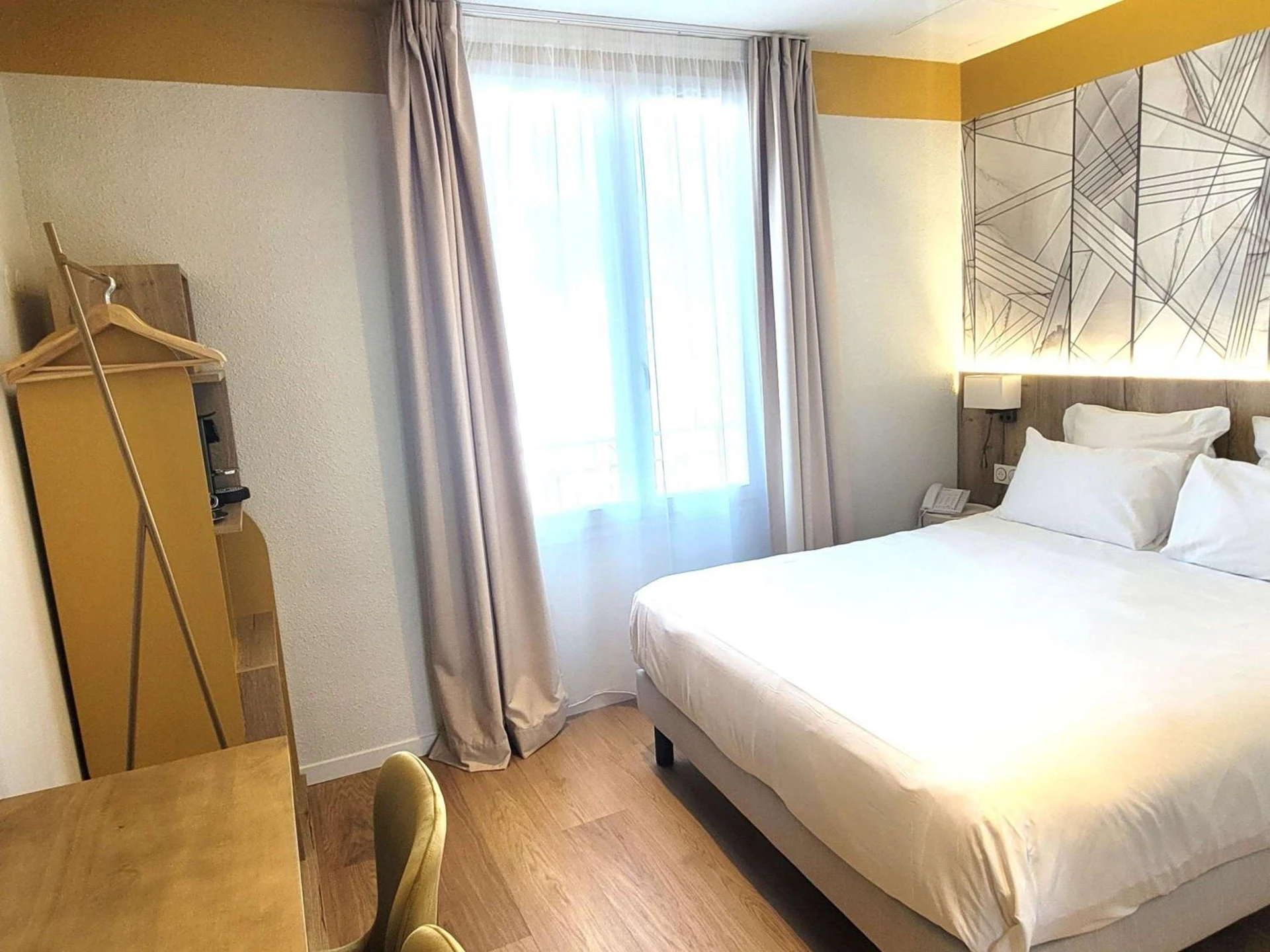 Chambre disponible pour un séminaire d'entreprise à Mercure Lourdes Impérial - Lourdes