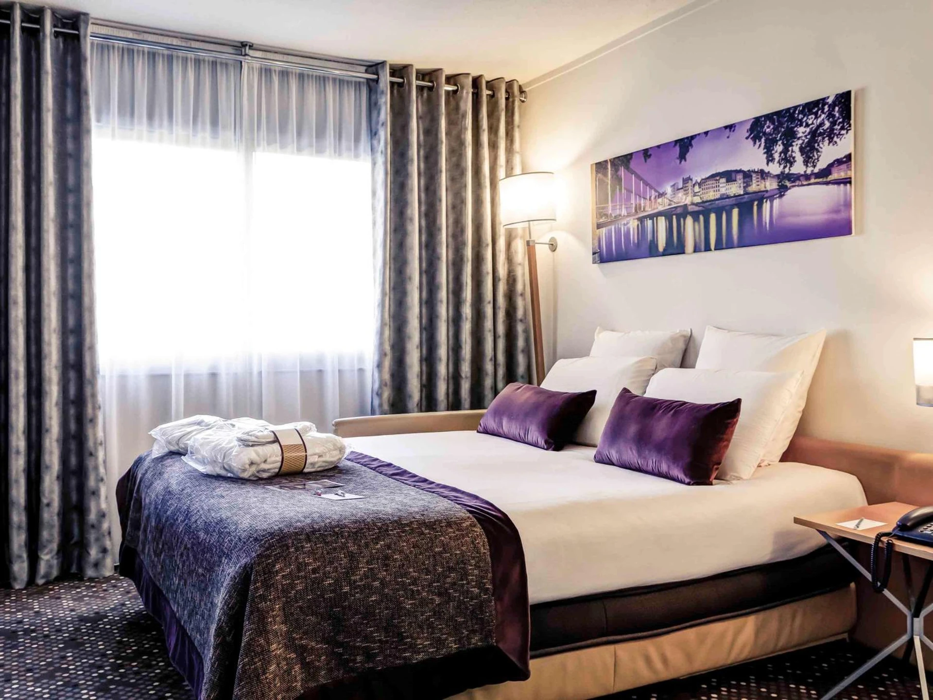 Magnifique chambre pour un séminaire d'entreprise à Mercure Lyon Charbonnières - Charbonnières-les-Bains
