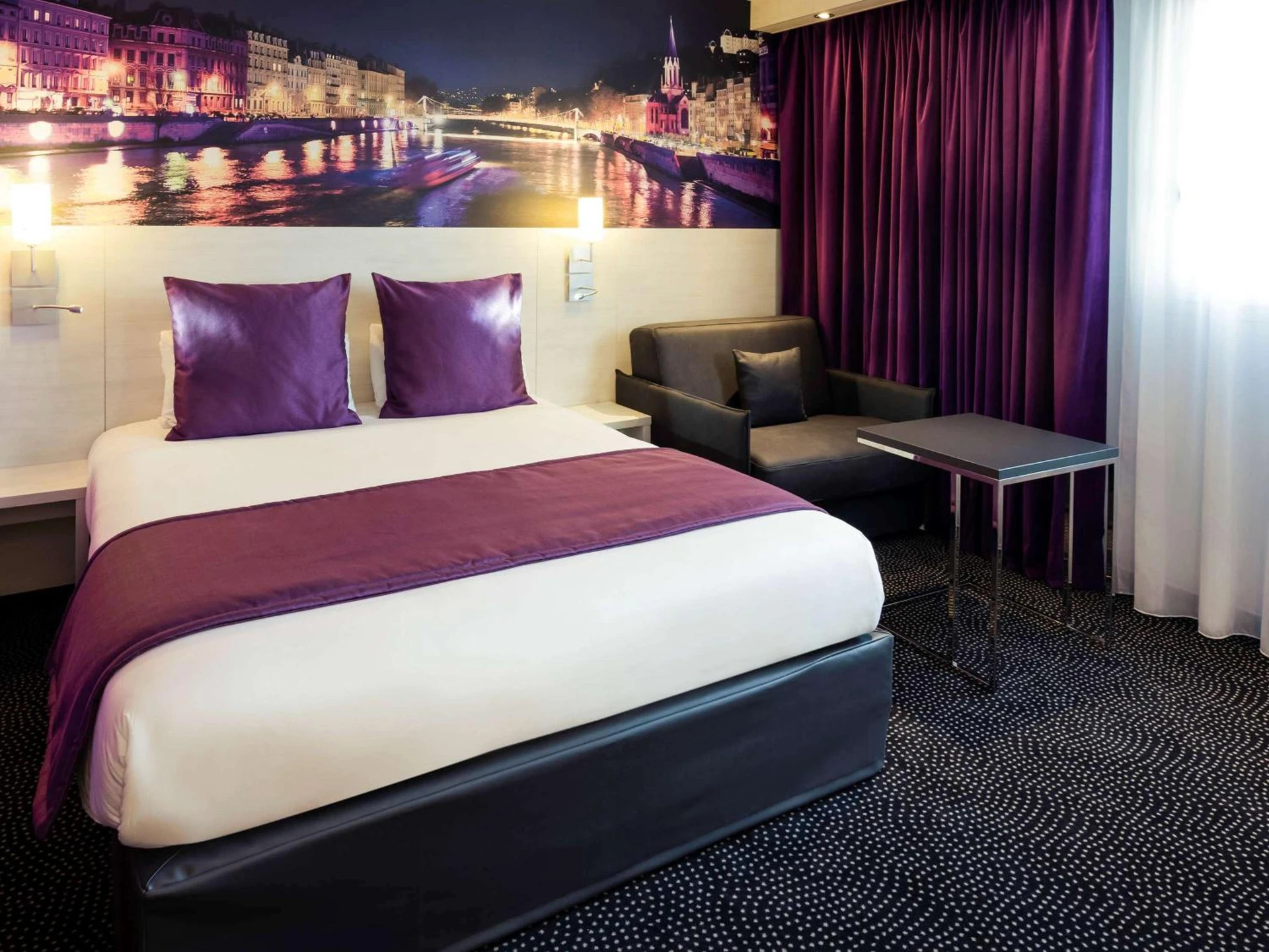 Chambre disponible pour un séminaire d'entreprise à Hôtel Mercure Lyon Centre Charpennes Parc de la Tête d'Or - Villeurbanne