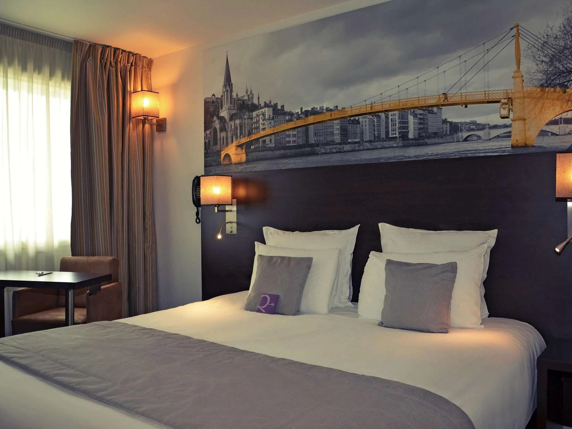 Chambre disponible pour un séminaire d'entreprise à Mercure Lyon Est Chaponnay - Chaponnay