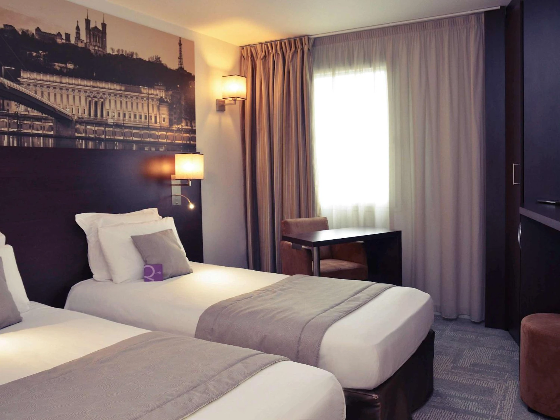 Chambre disponible pour un séminaire d'entreprise à Mercure Lyon Est Chaponnay - Chaponnay