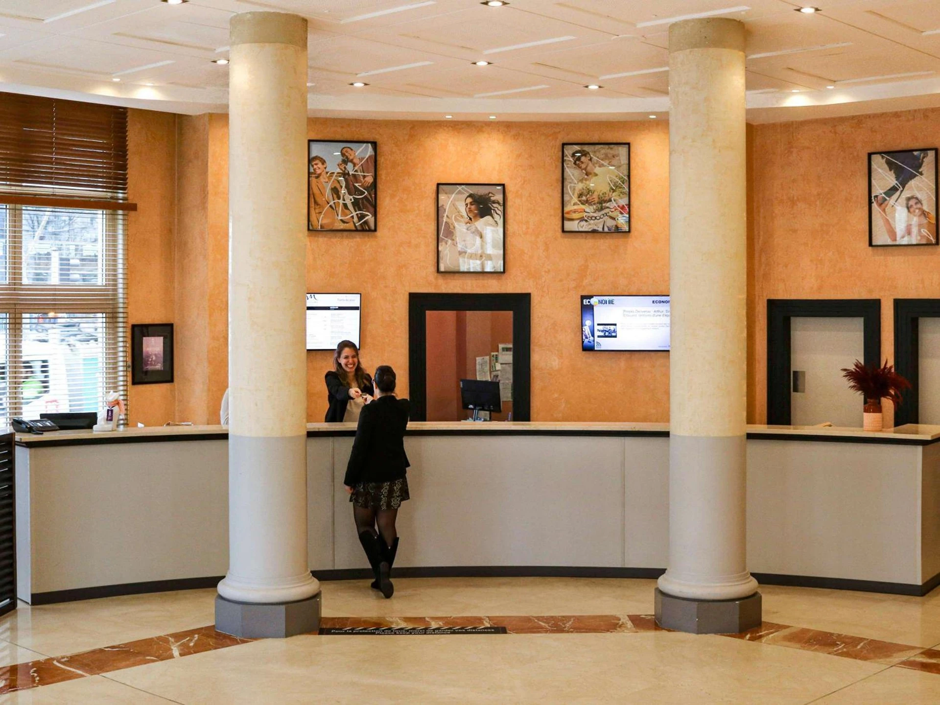 Ambiance de travail pour séminaire d'entreprise à Mercure Montpellier Centre Antigone - Montpellier