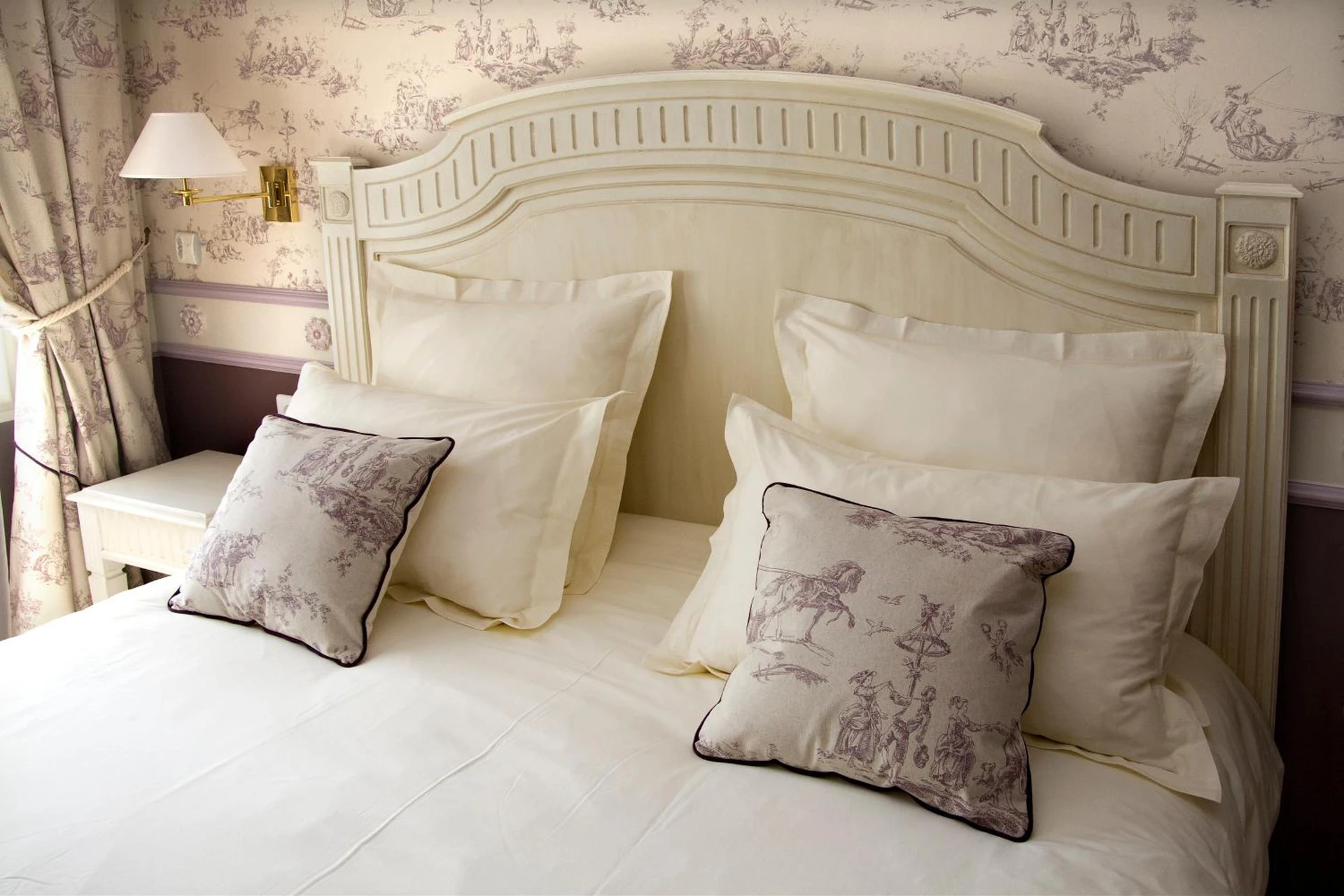 Chambre disponible pour un séminaire d'entreprise à Mercure Moulins Centre Hôtel de Paris - Moulins
