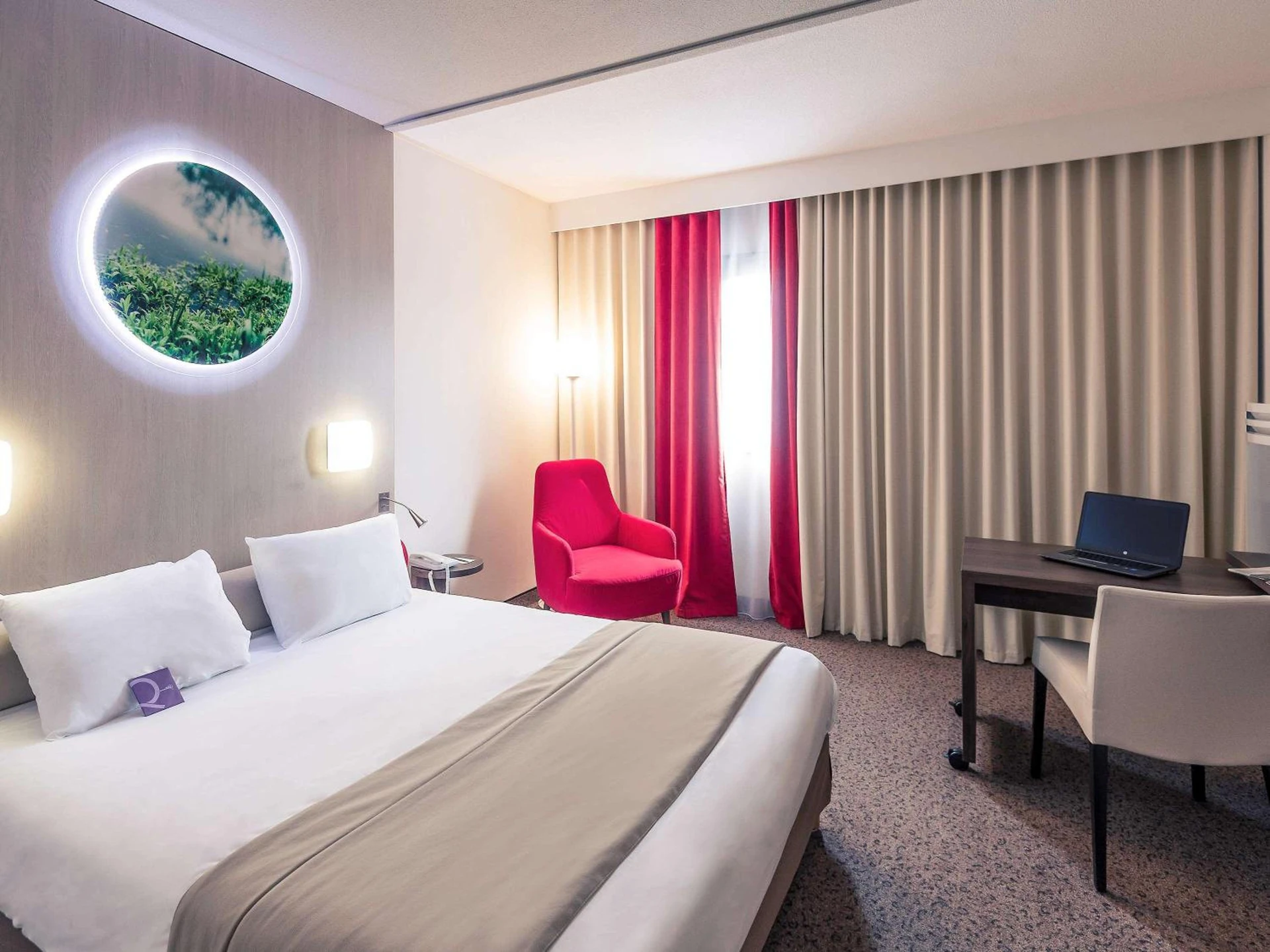 Chambre disponible pour un séminaire d'entreprise à Mercure Niort Marais Poitevin - Niort