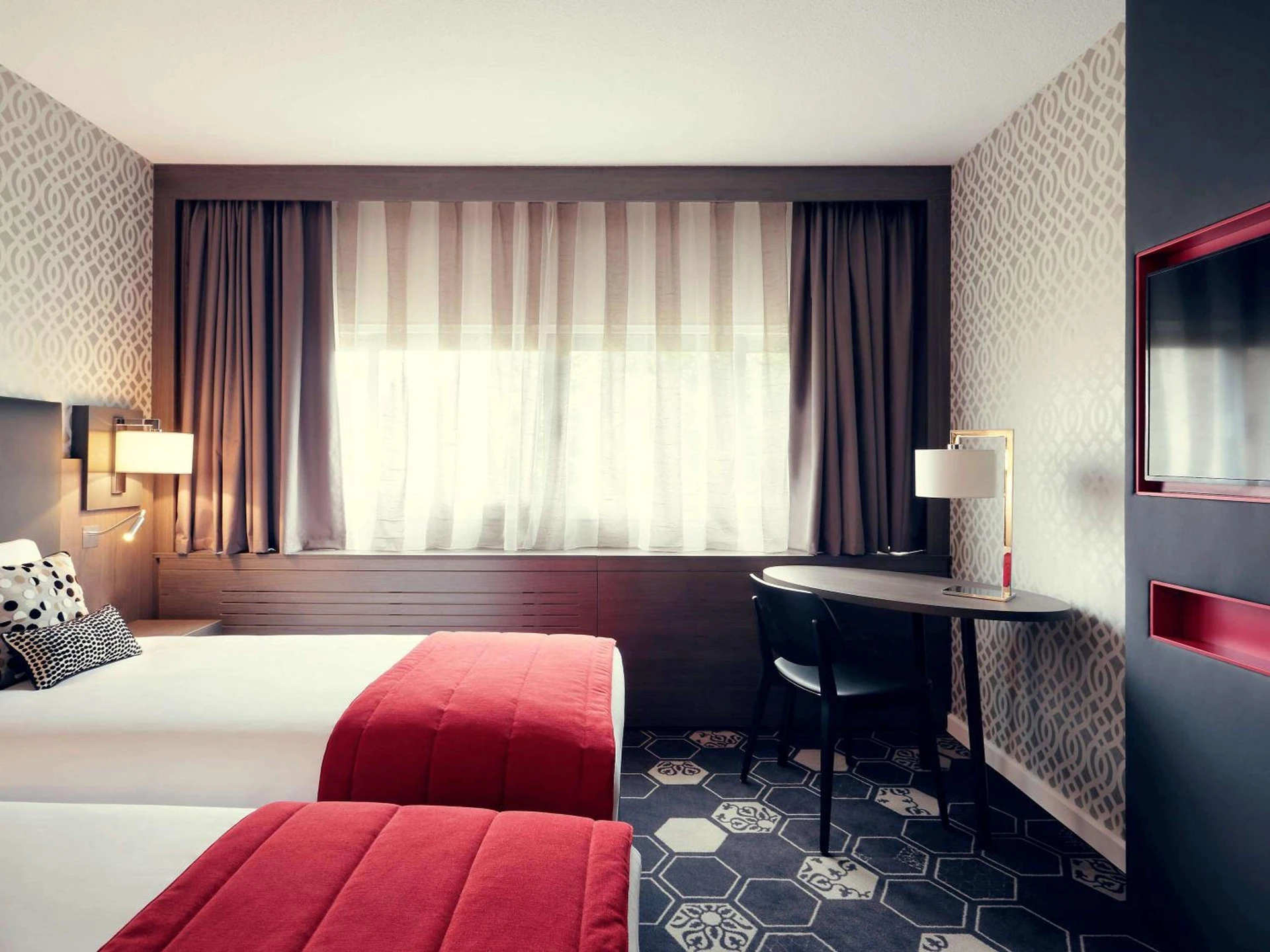 Magnifique chambre pour un séminaire d'entreprise à Mercure Orange Centre A7/A9 - Orange