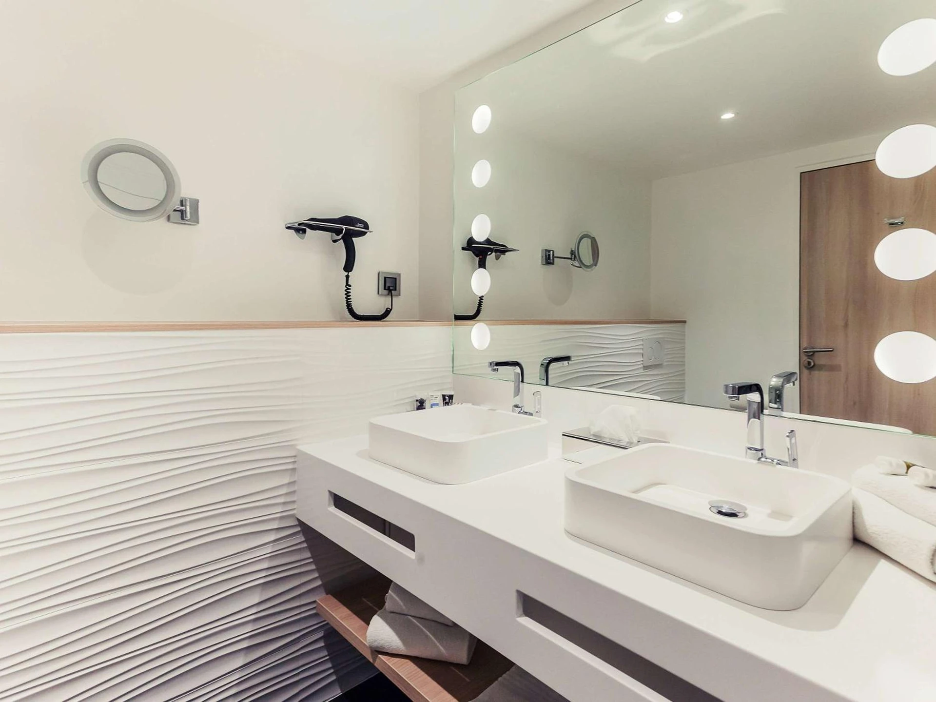 Chambre disponible pour un séminaire d'entreprise à Mercure Orléans Centre Bords de Loire - Orléans