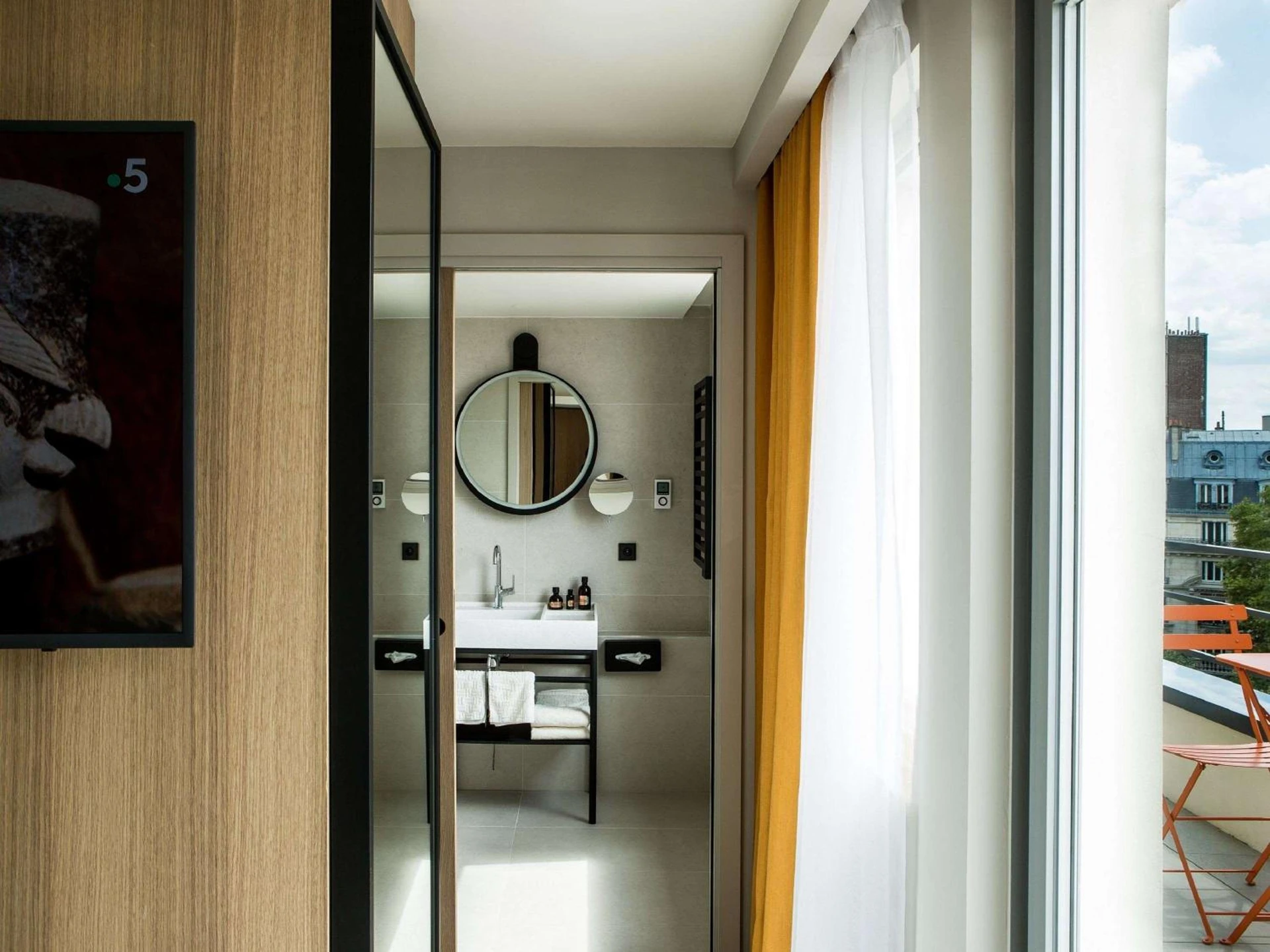 Magnifique chambre pour un séminaire d'entreprise à Mercure Paris 17 Batignolles - Paris