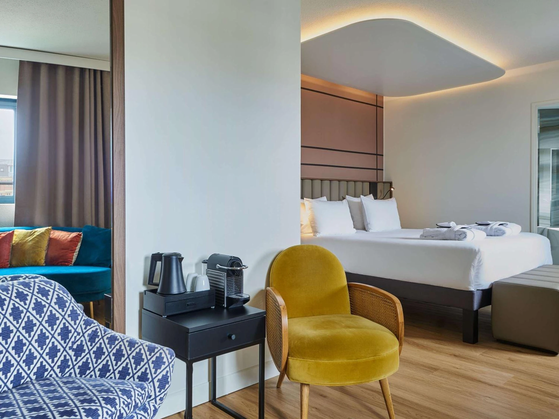 Magnifique chambre pour un séminaire d'entreprise à Mercure Paris Nanterre - Nanterre