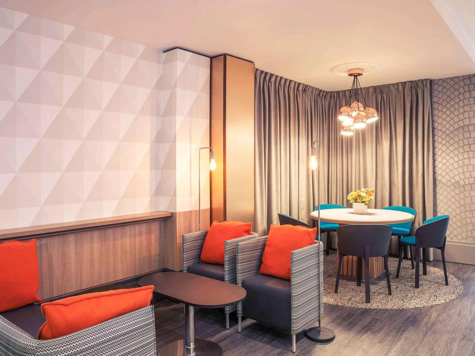 Lieu convivial pour un séminaire d'entreprise à Mercure Paris Pigalle Sacre Coeur - Paris - En savoir plus 