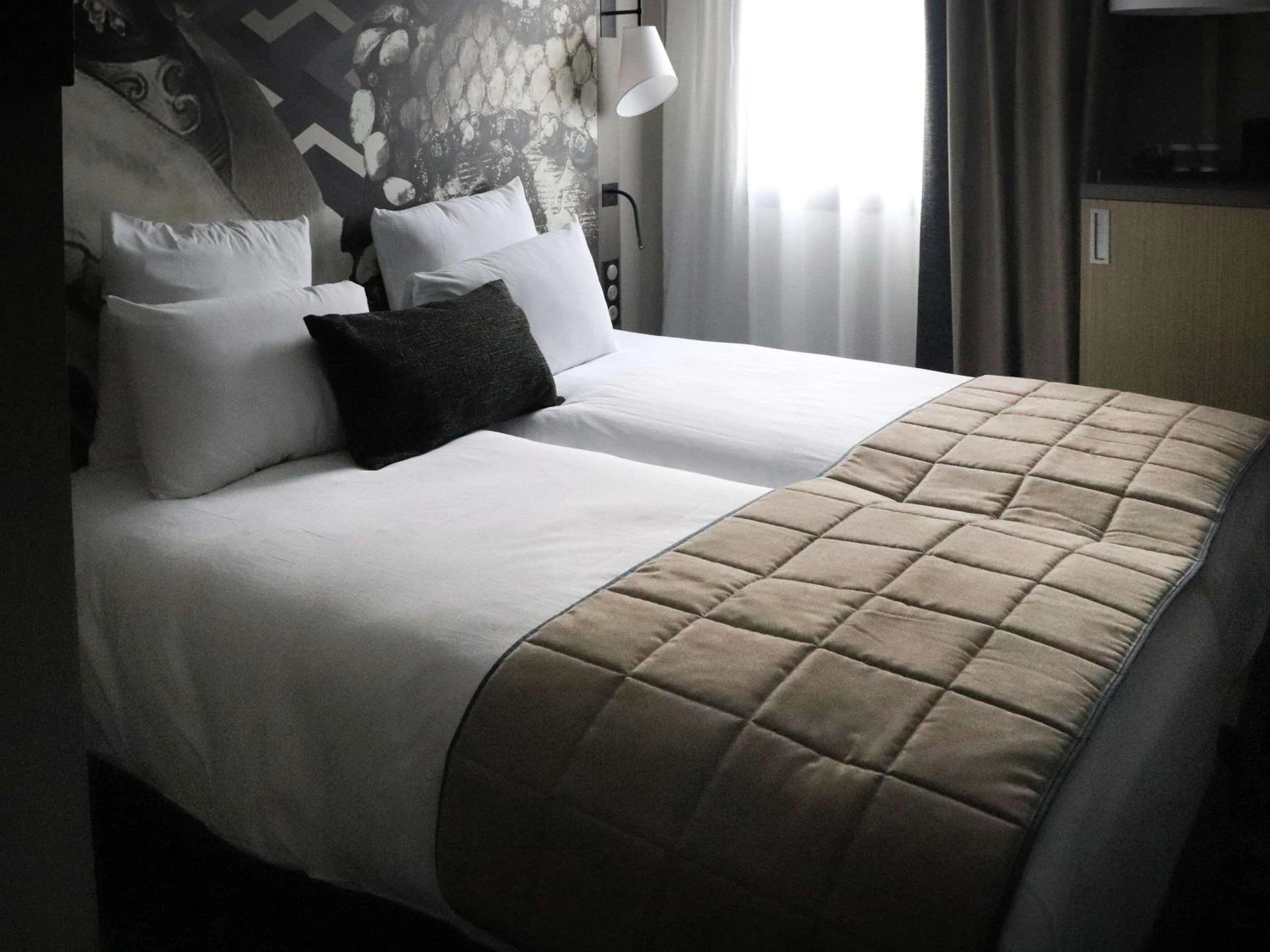 Chambre disponible pour un séminaire d'entreprise à Mercure Pau Palais des Sports - Pau
