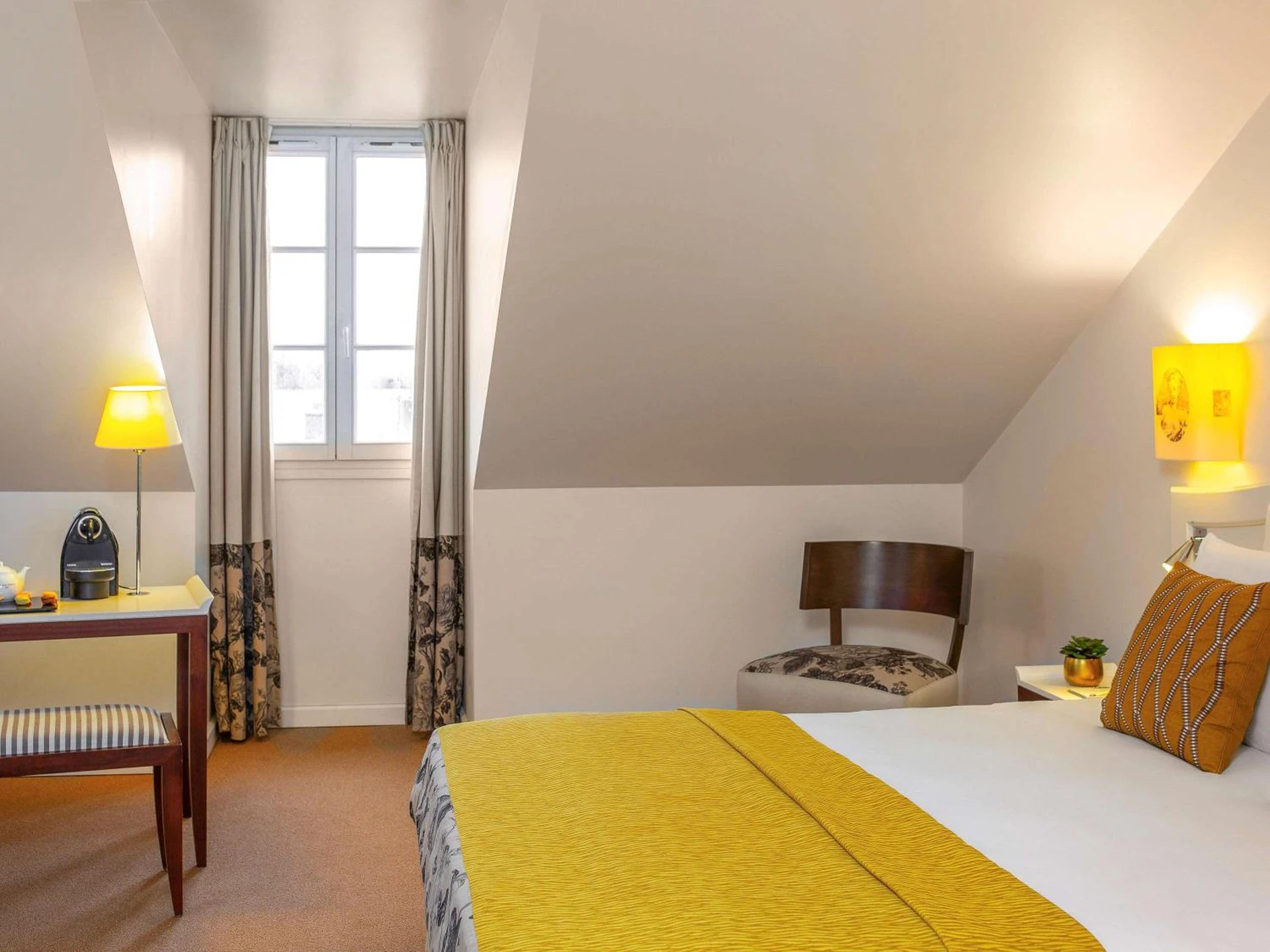 Chambre disponible pour un séminaire d'entreprise à Mercure Rambouillet Relays Du Château - Rambouillet