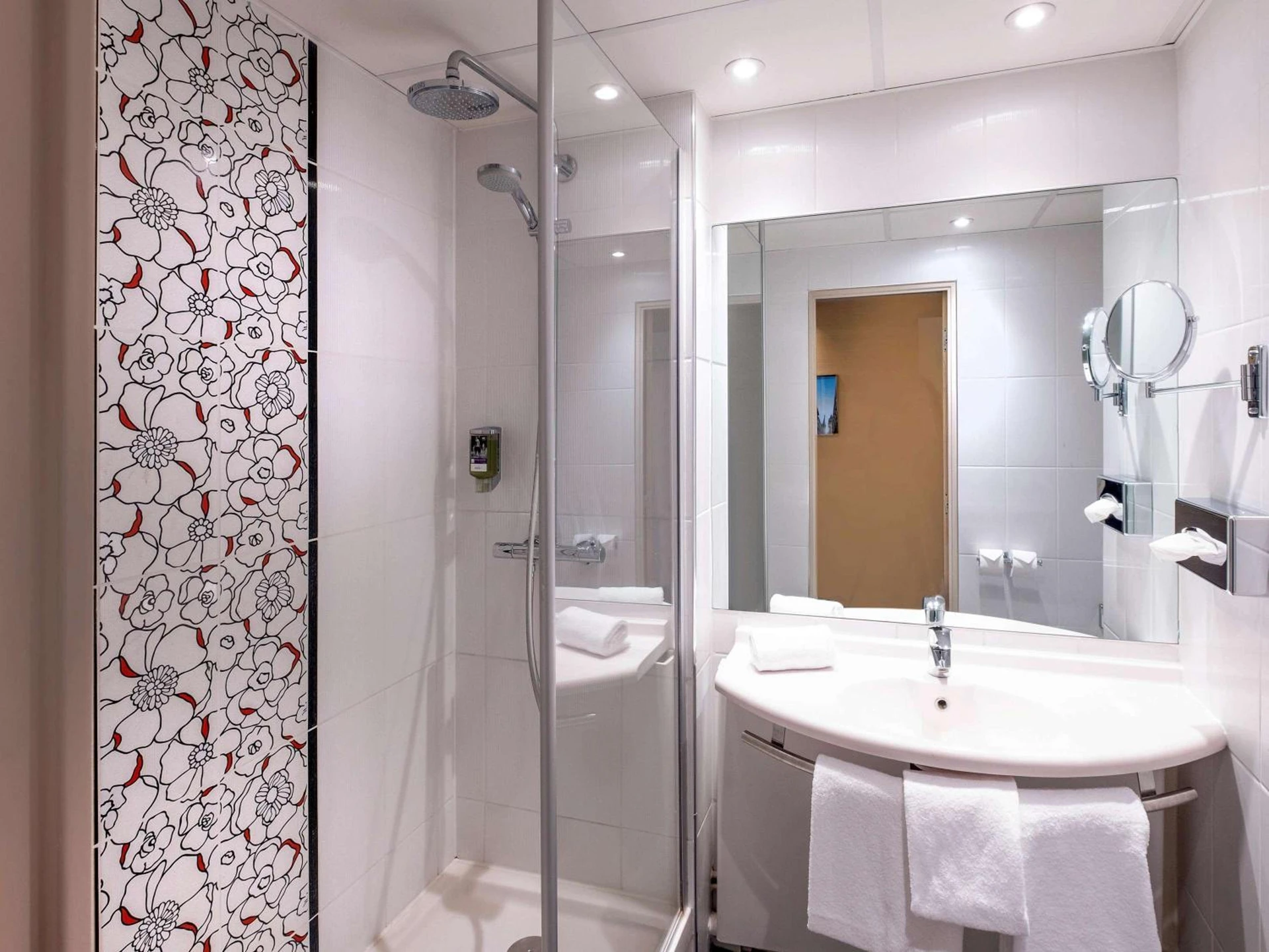 Magnifique chambre pour un séminaire d'entreprise à Mercure Rouen Centre Champ de Mars - Rouen