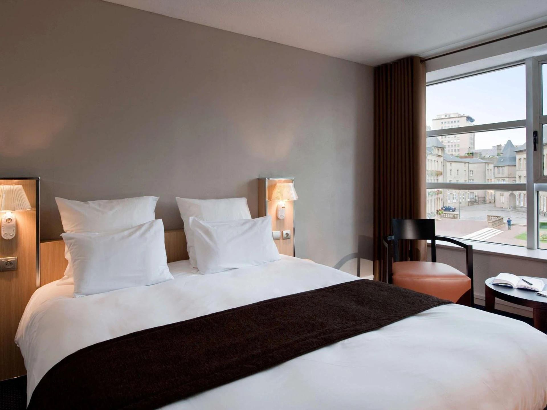 Magnifique chambre pour un séminaire d'entreprise à Hôtel Mercure Thionville Centre Porte du Luxembourg - Thionville