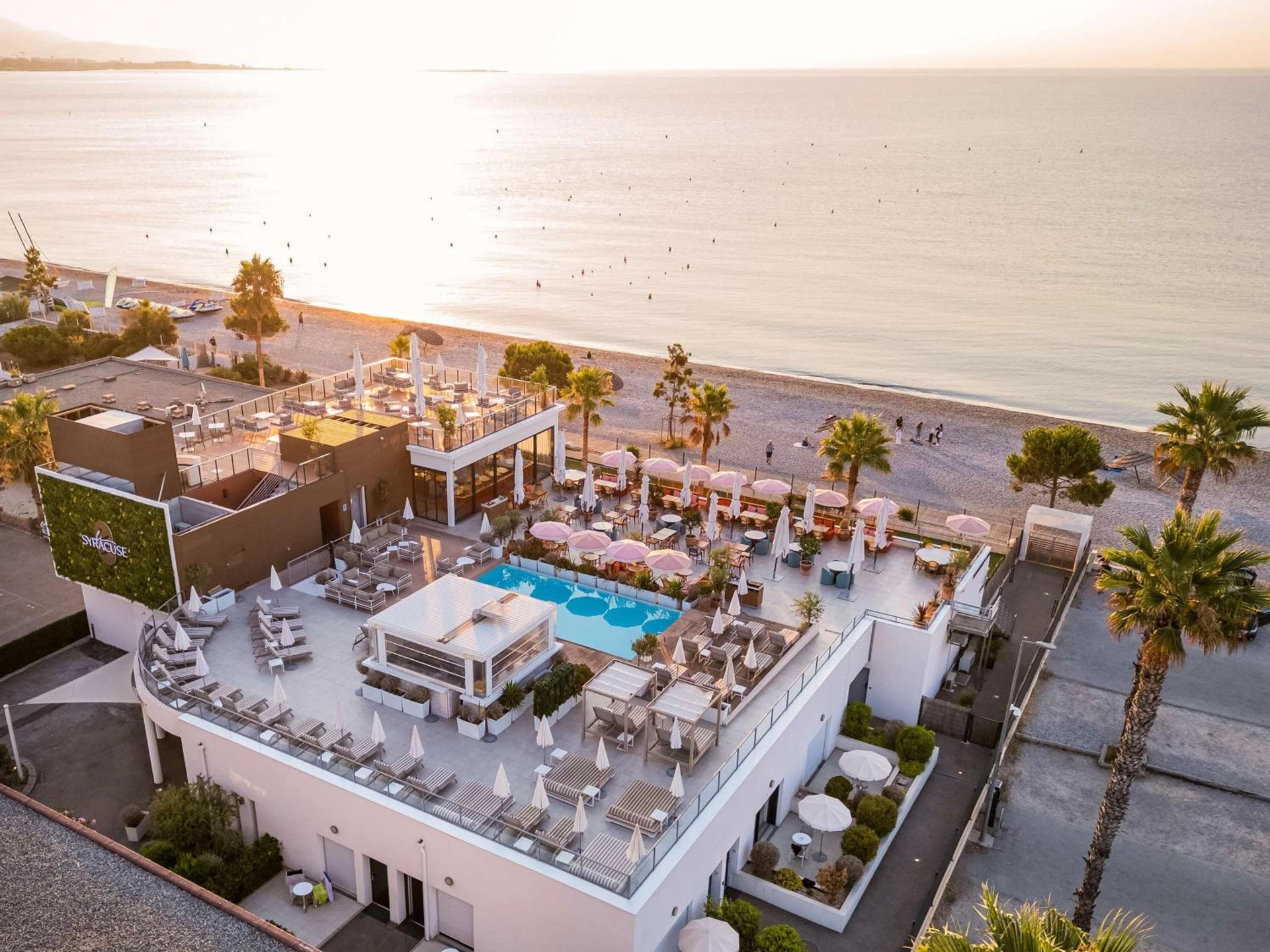 Organiser un séminaire d'entreprise : Mercure Villeneuve Loubet Plage à villeneuve-loubet