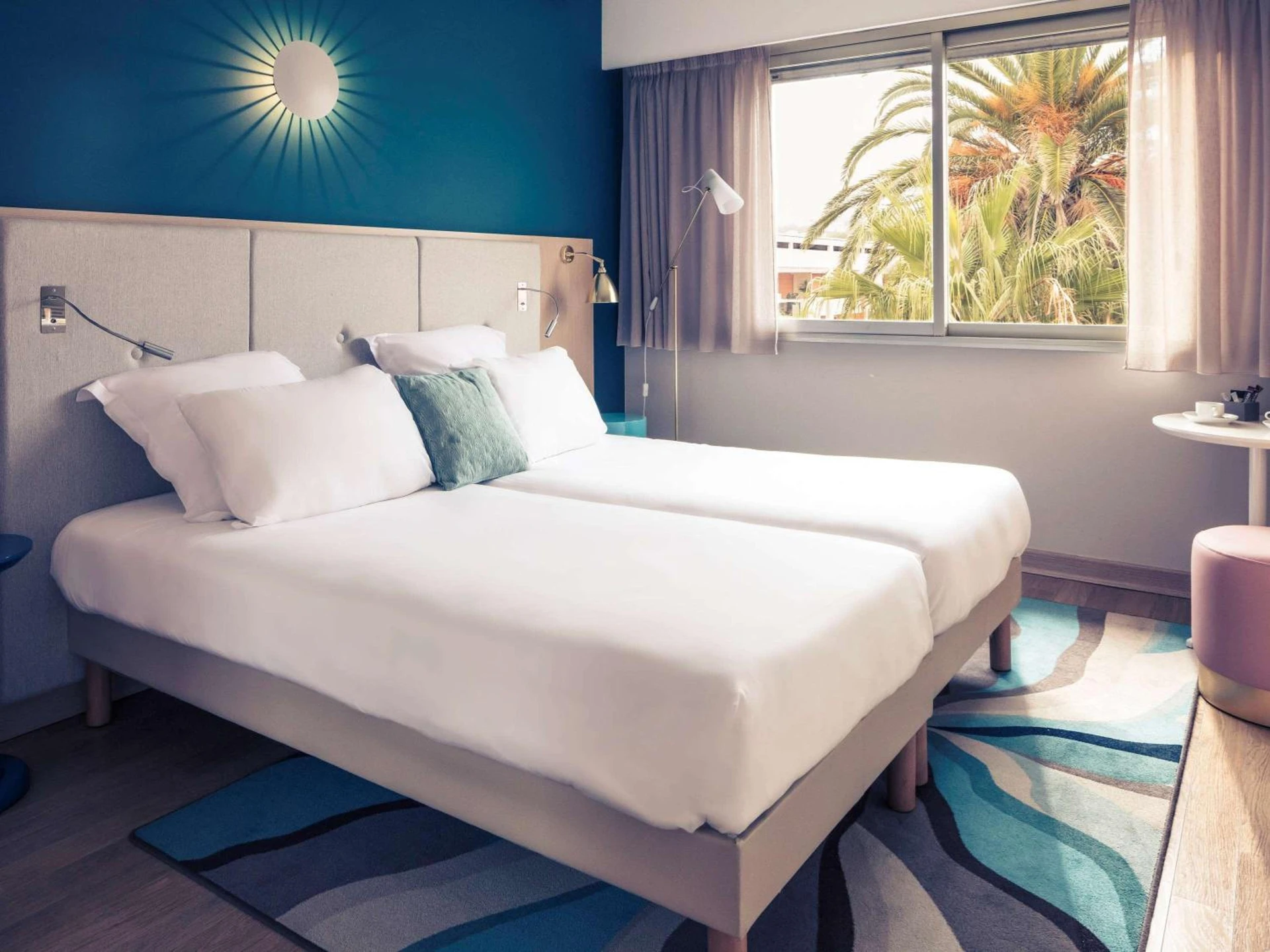 Organiser un séminaire d'entreprise : Mercure Villeneuve Loubet Plage à villeneuve-loubet