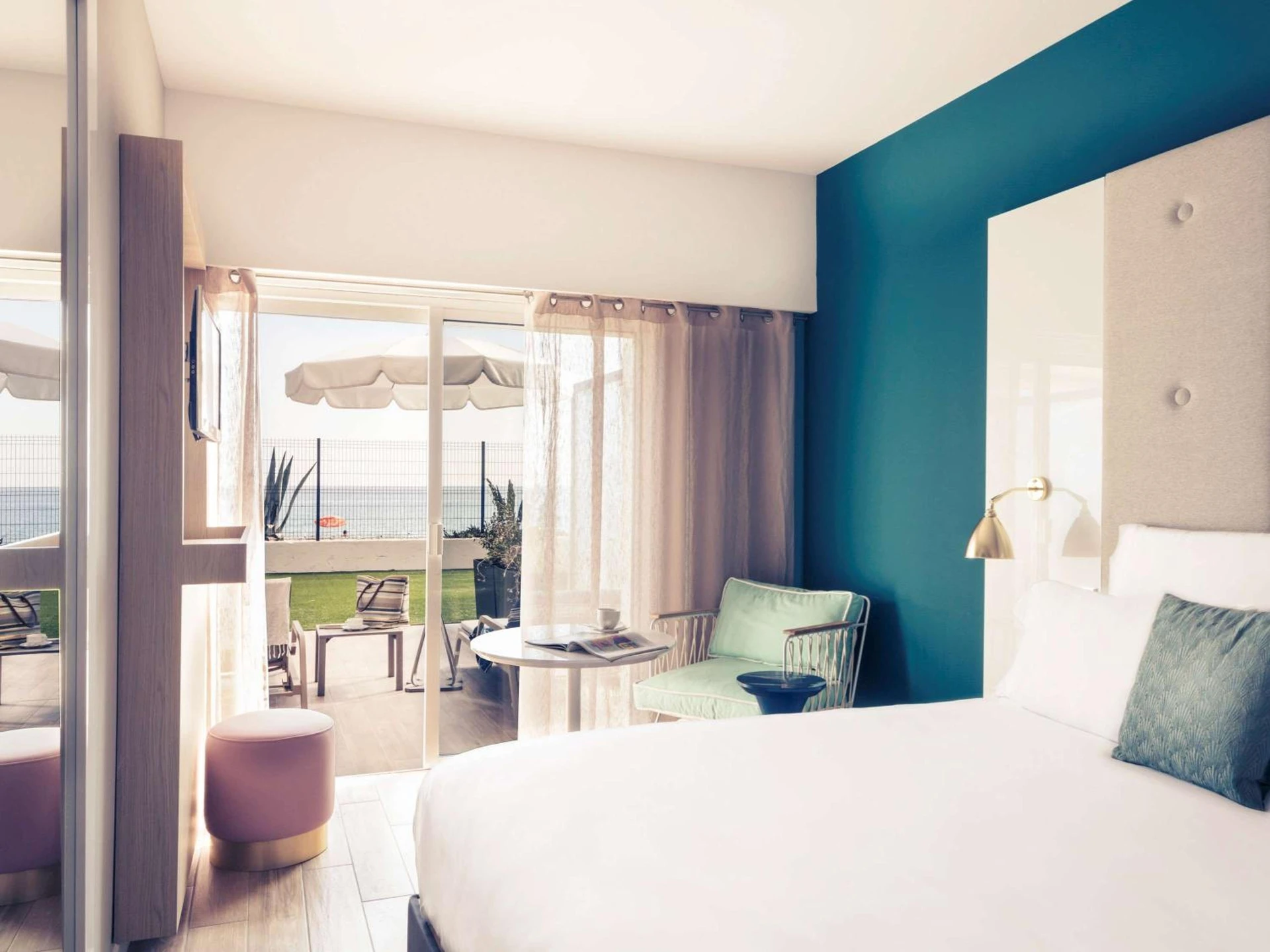 Chambre disponible pour un séminaire d'entreprise à Mercure Villeneuve Loubet Plage - Villeneuve-Loubet