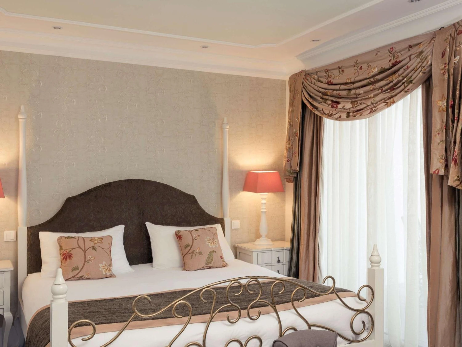 Magnifique chambre pour un séminaire d'entreprise à Hôtel Mercure Villeneuve sur Lot Moulin de Madame - Villeneuve-sur-Lot