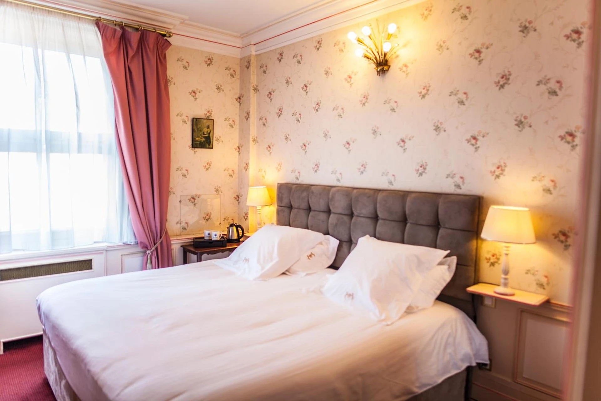 Chambre disponible pour un séminaire d'entreprise à Hotel Meurice - Calais