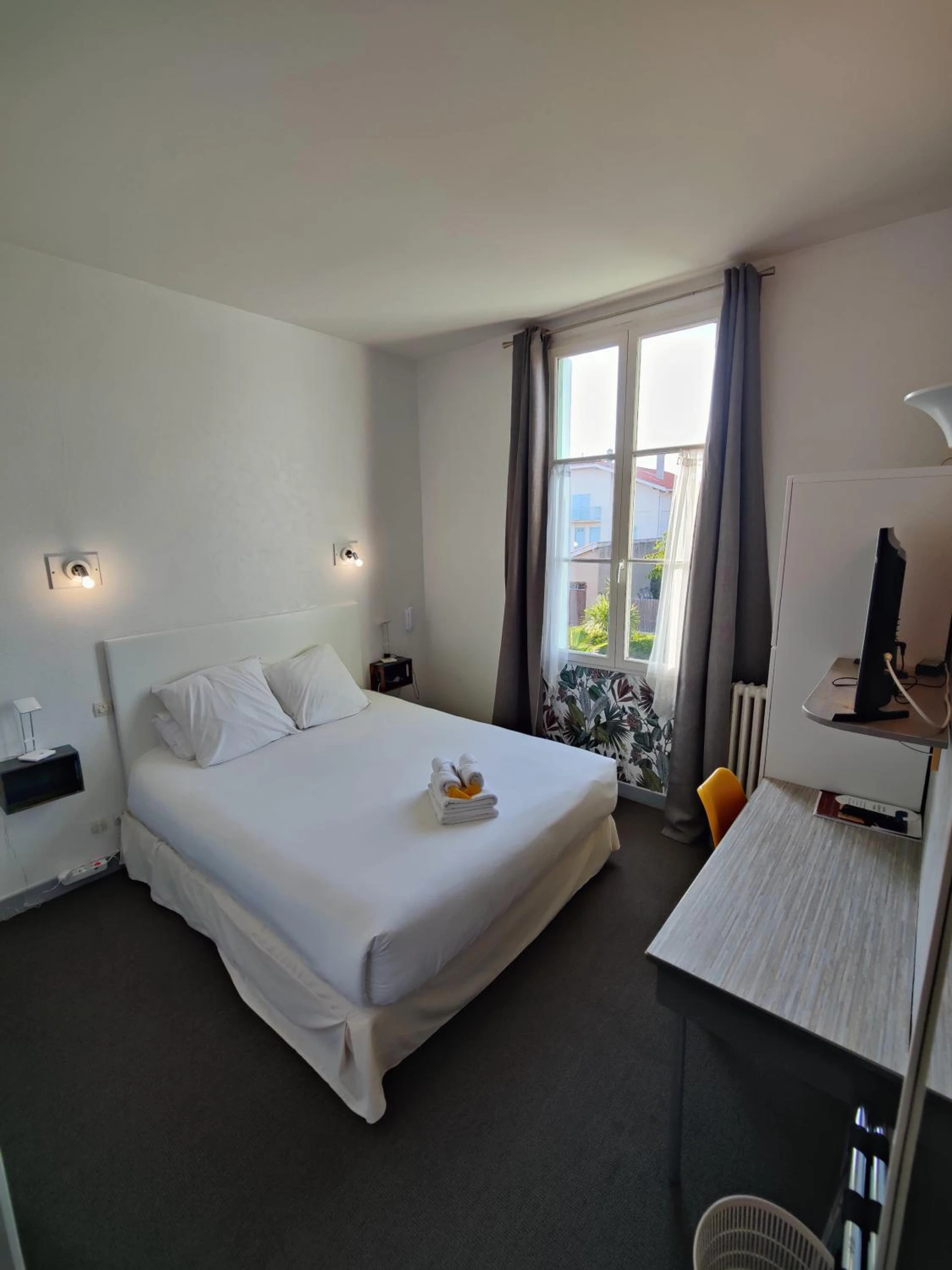 Chambre disponible pour un séminaire d'entreprise à Hôtel Michelet Plage - Soulac-sur-Mer