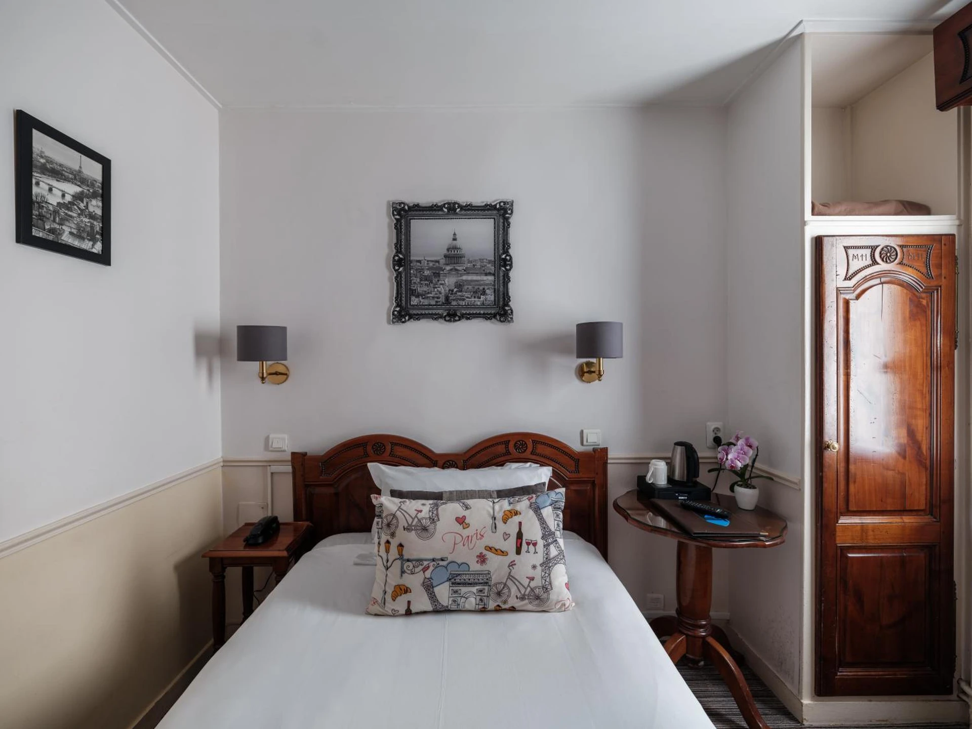 Magnifique chambre pour un séminaire d'entreprise à Hotel Minerve - Paris