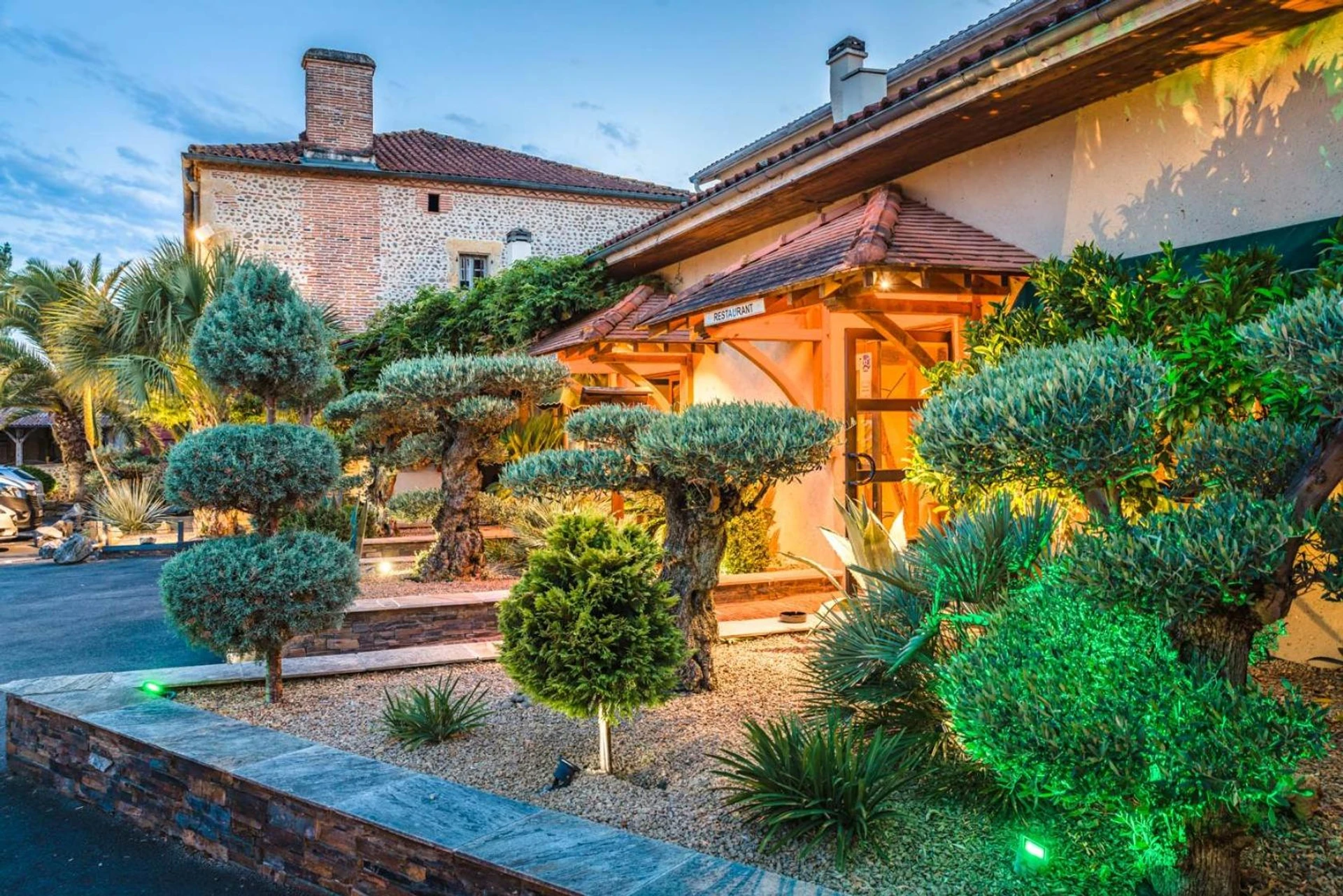 Organiser un séminaire d'entreprise : Hôtel Minvielle - Résidence Les Oliviers à segos