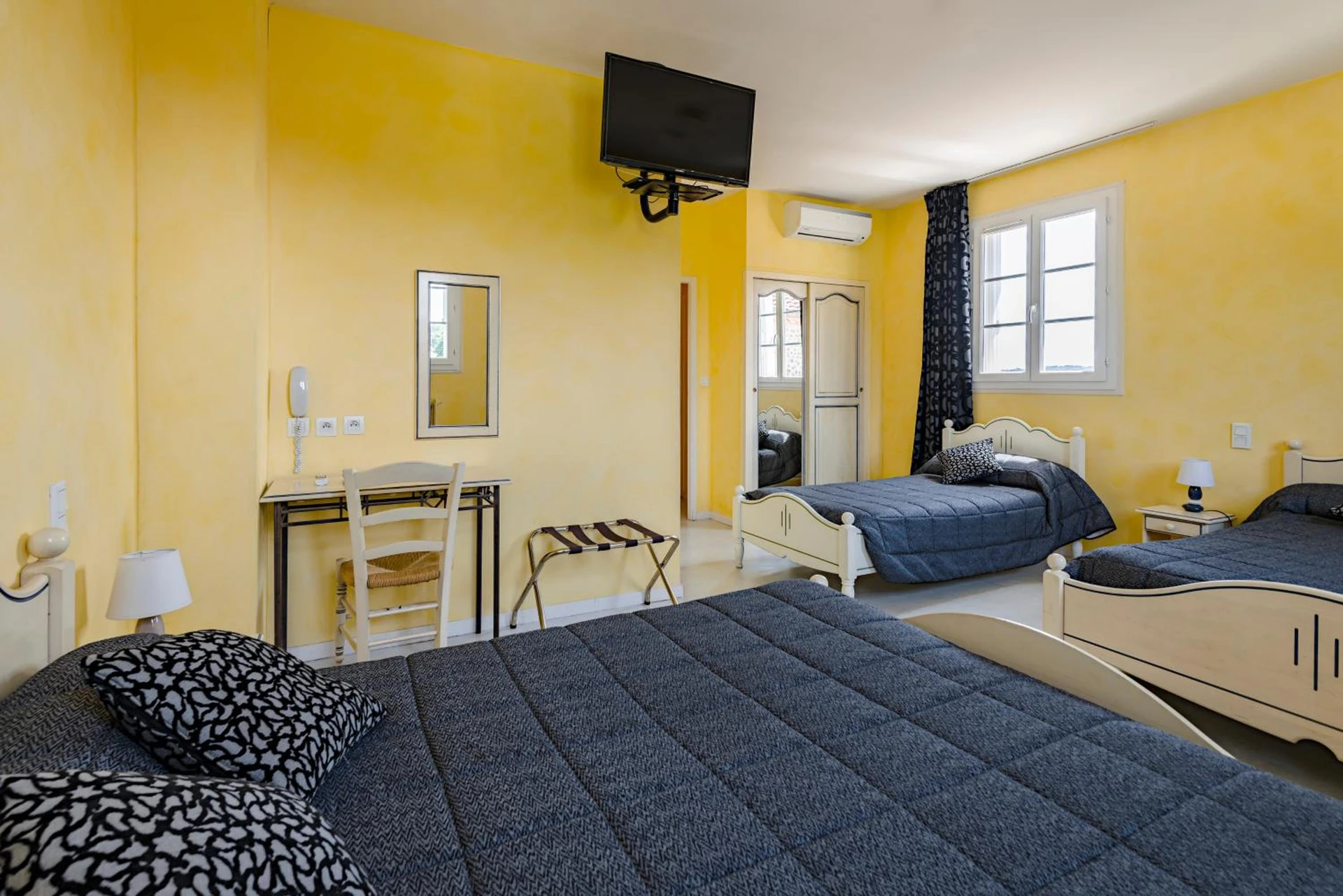 Chambre disponible pour un séminaire d'entreprise à Hôtel Minvielle - Résidence Les Oliviers - Ségos