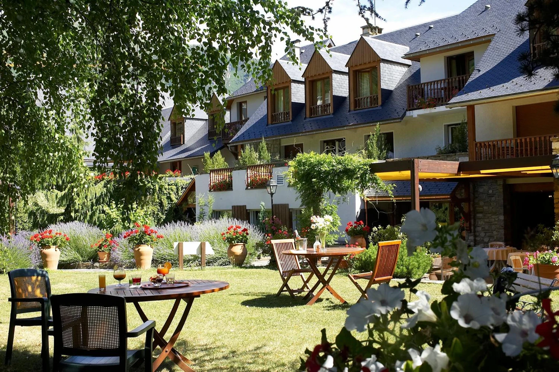 Organiser un séminaire d'entreprise : Hôtel Mir à saint-lary-soulan