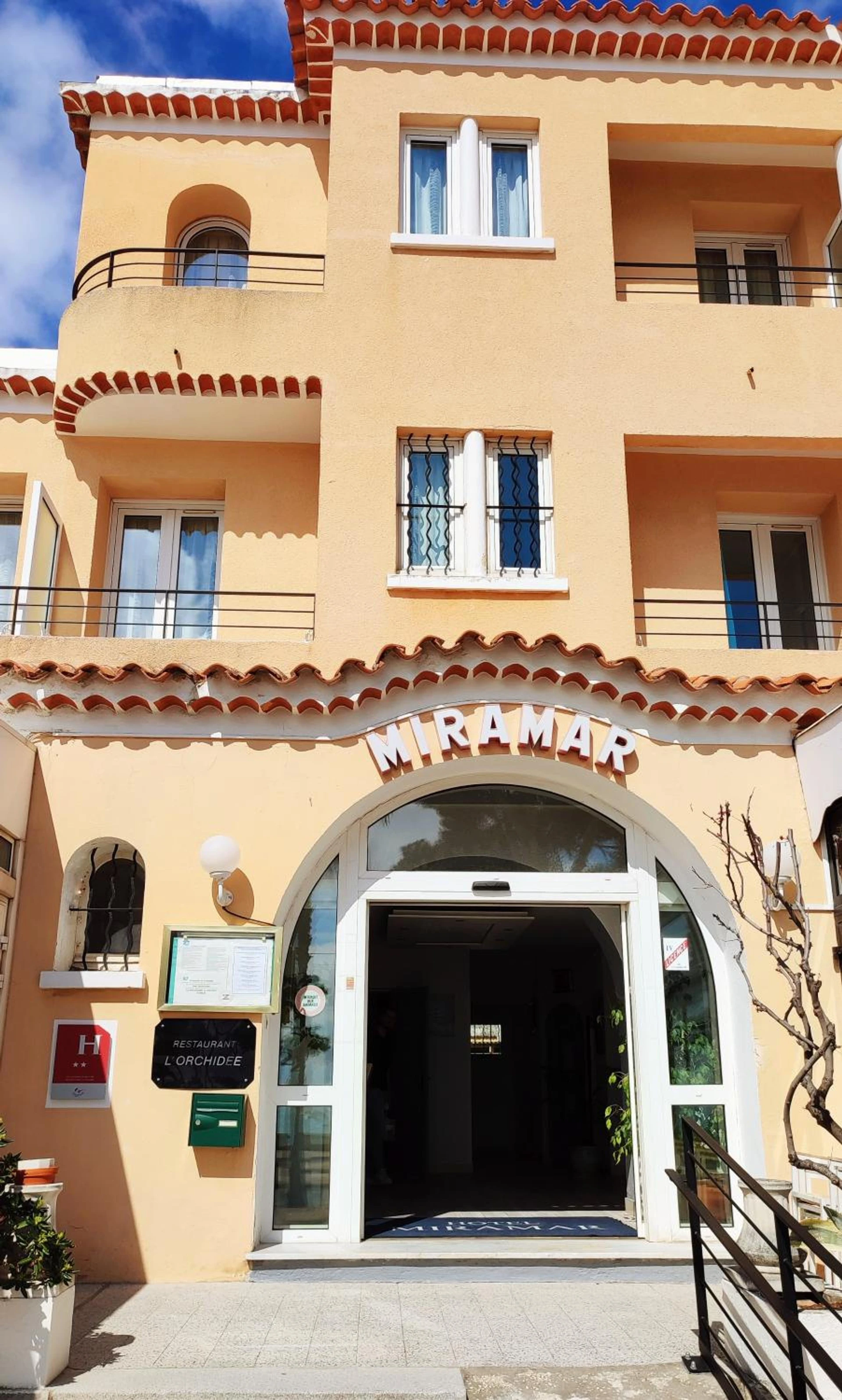 Organiser un séminaire d'entreprise : Hotel Restaurant Miramar L'orchidée à la-ciotat