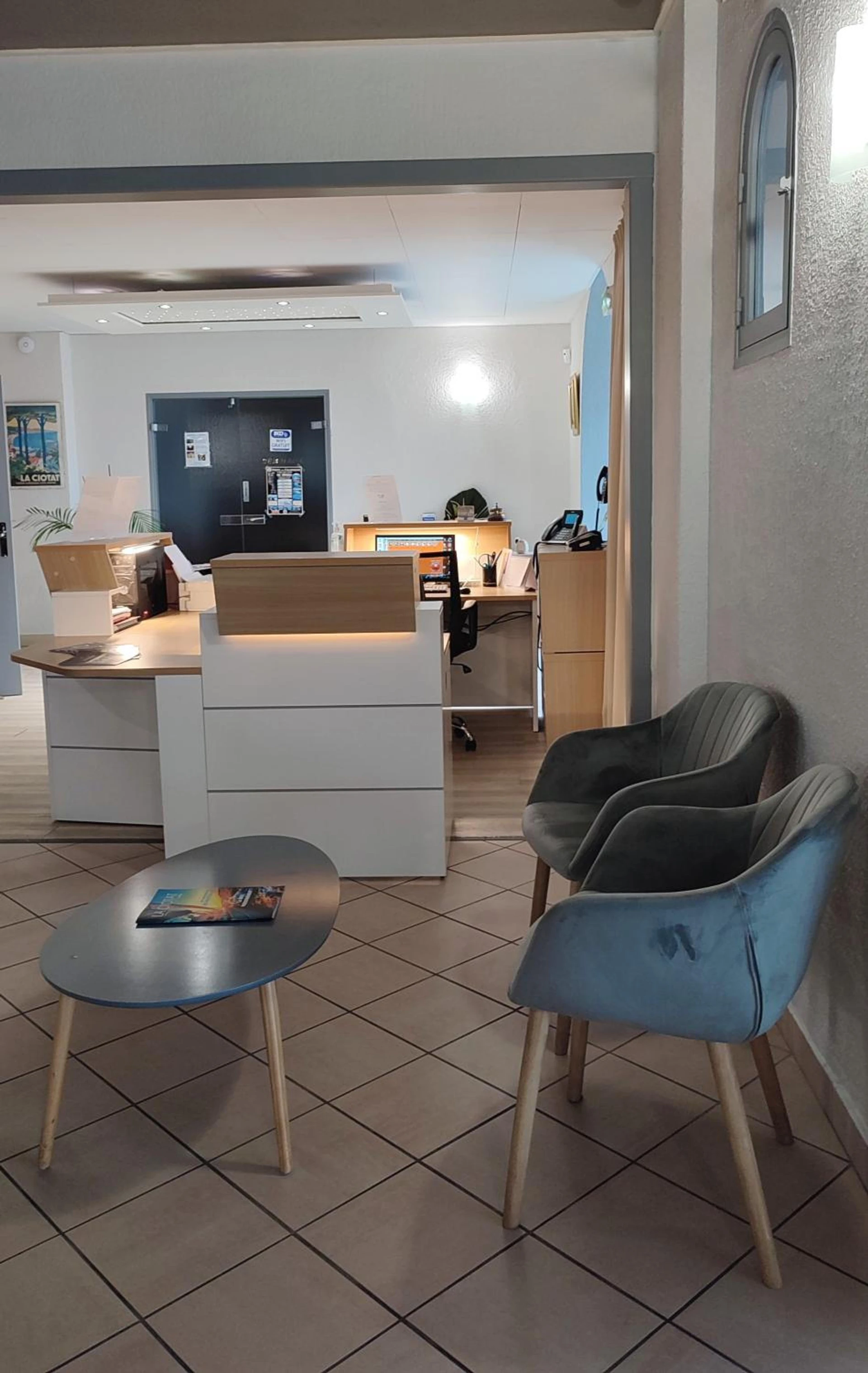 Organiser un séminaire d'entreprise : Hotel Restaurant Miramar L'orchidée à la-ciotat
