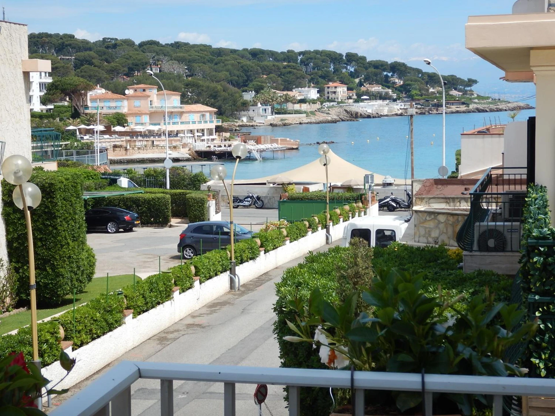 Lieu convivial pour un séminaire d'entreprise à Hotel Miramar- Cap d'Antibes - La Garoupe plage - Antibes - En savoir plus 