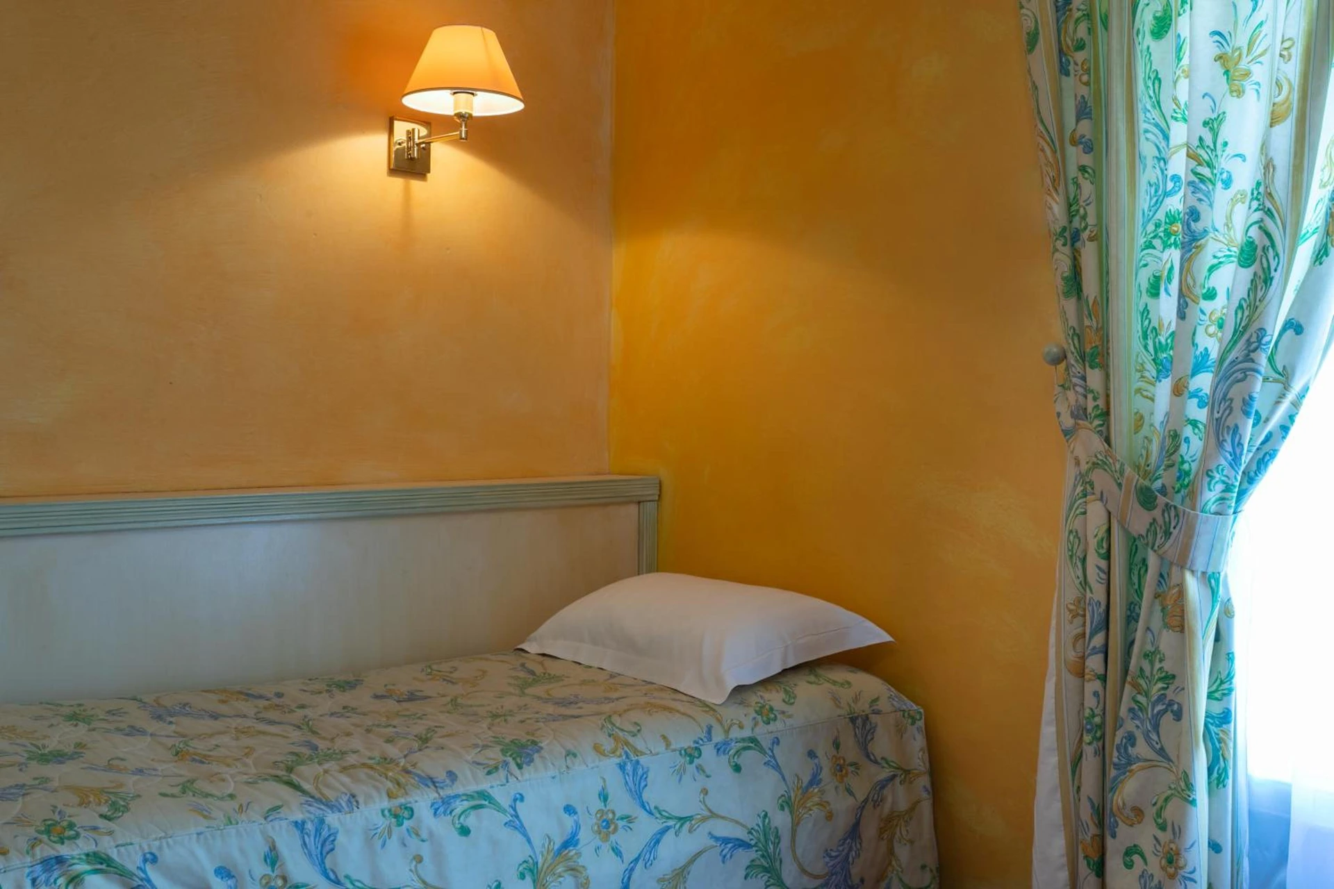 Ambiance de travail pour séminaire d'entreprise à Hôtel Mireille - Arles