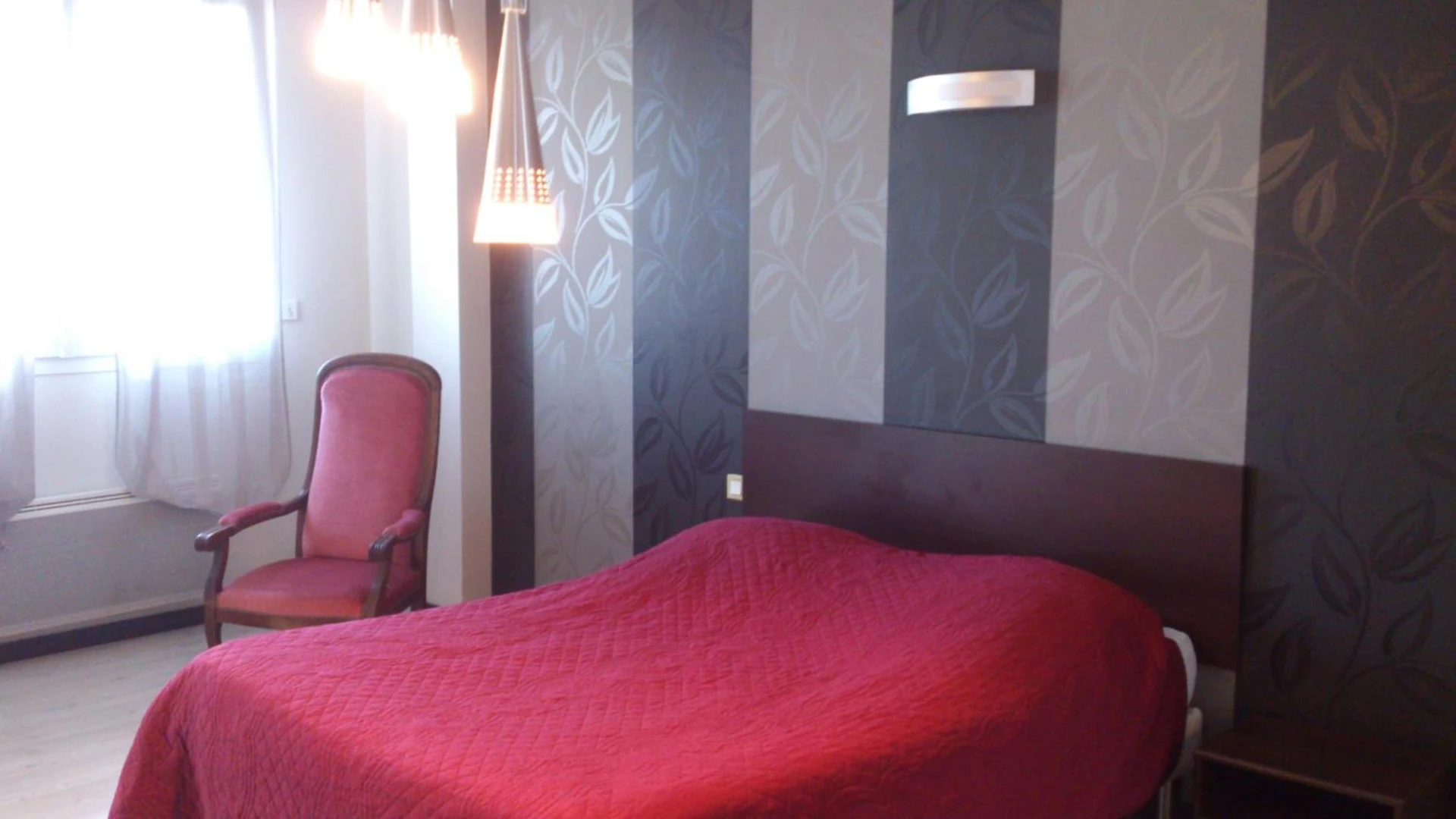 Chambre disponible pour un séminaire d'entreprise à Hotel Moderne - Vire