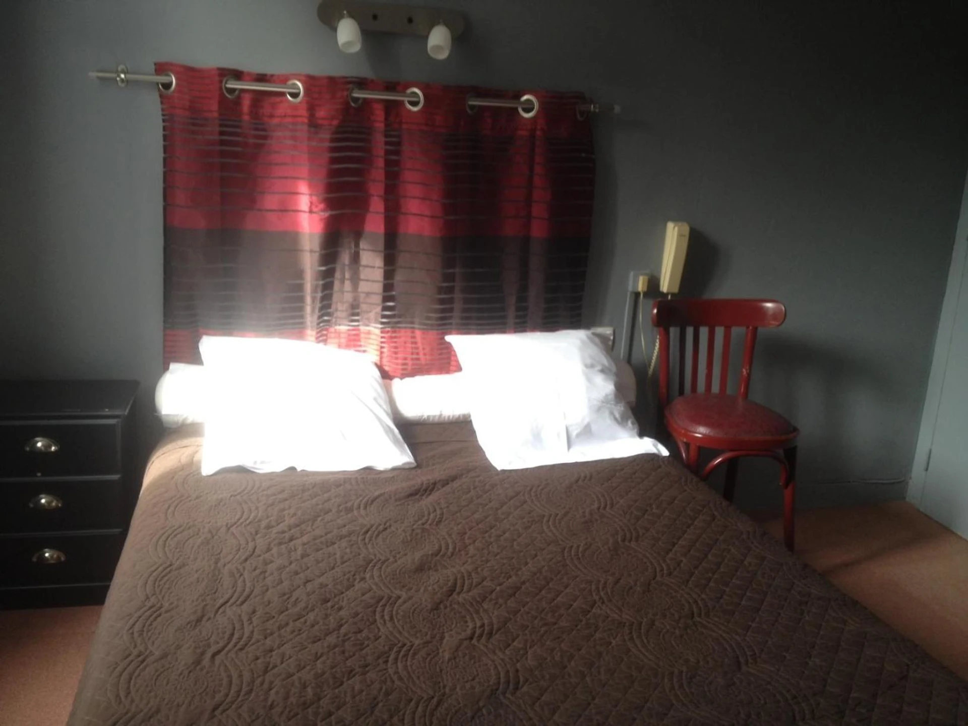 Magnifique chambre pour un séminaire d'entreprise à Hotel Moderne - Vire