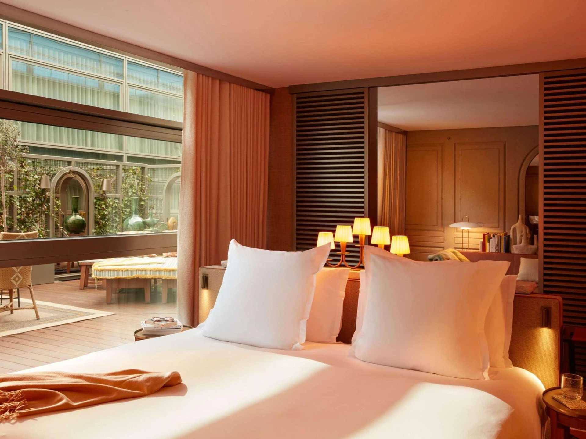 Magnifique chambre pour un séminaire d'entreprise à Mondrian Bordeaux Les Carmes - Bordeaux