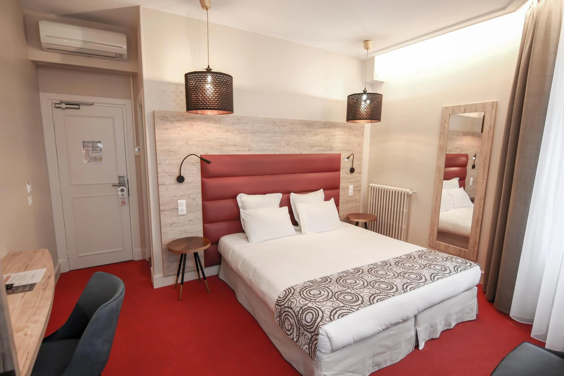 Chambre disponible pour un séminaire d'entreprise à Hôtel Montaigne - Sarlat-la-Canéda
