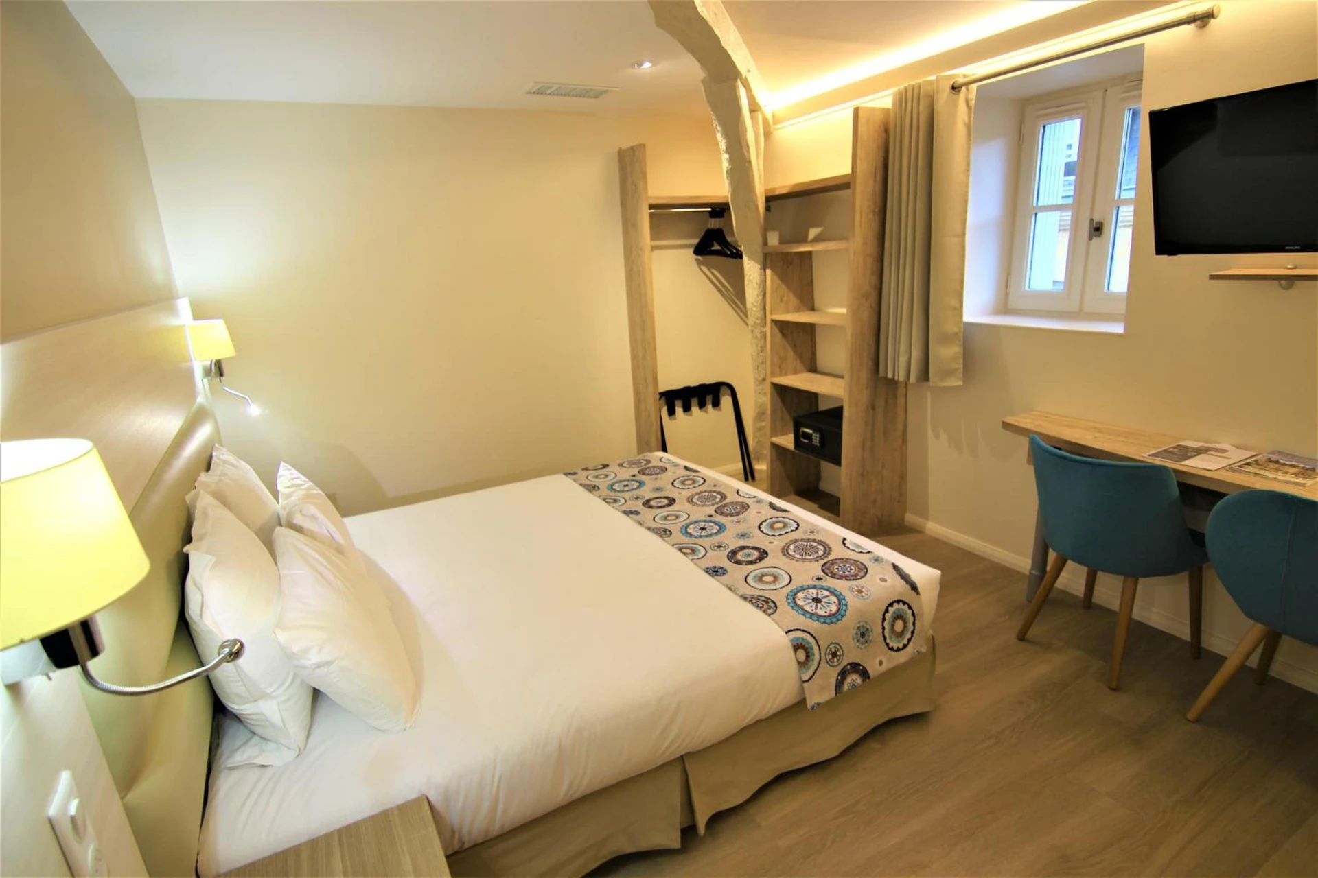 Chambre disponible pour un séminaire d'entreprise à Hôtel Montaigne - Sarlat-la-Canéda