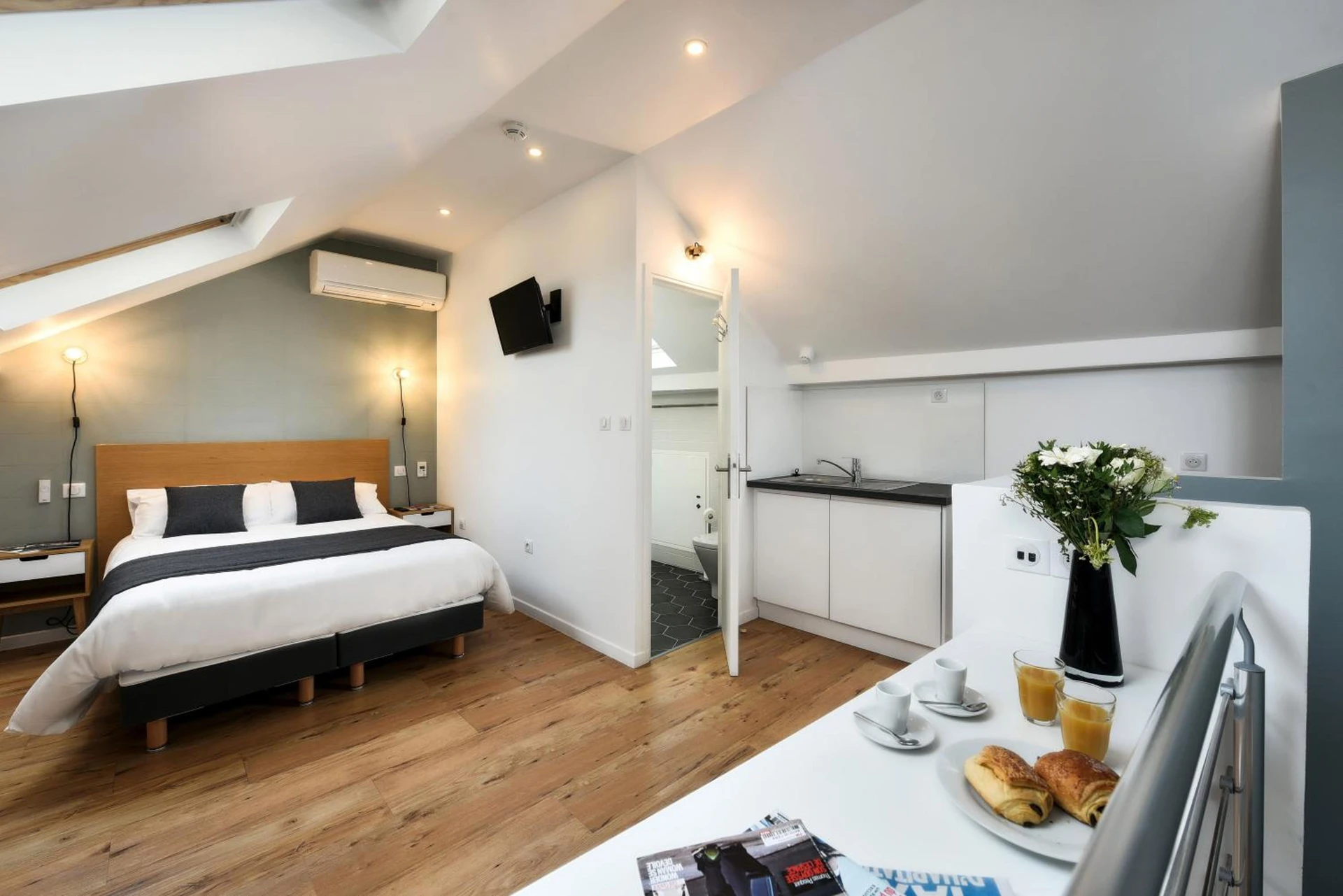 Chambre disponible pour un séminaire d'entreprise à Hotel Résidence Montebello - Paris