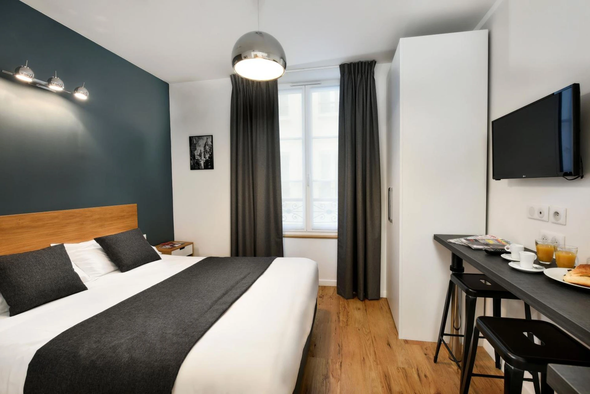 Magnifique chambre pour un séminaire d'entreprise à Hotel Résidence Montebello - Paris