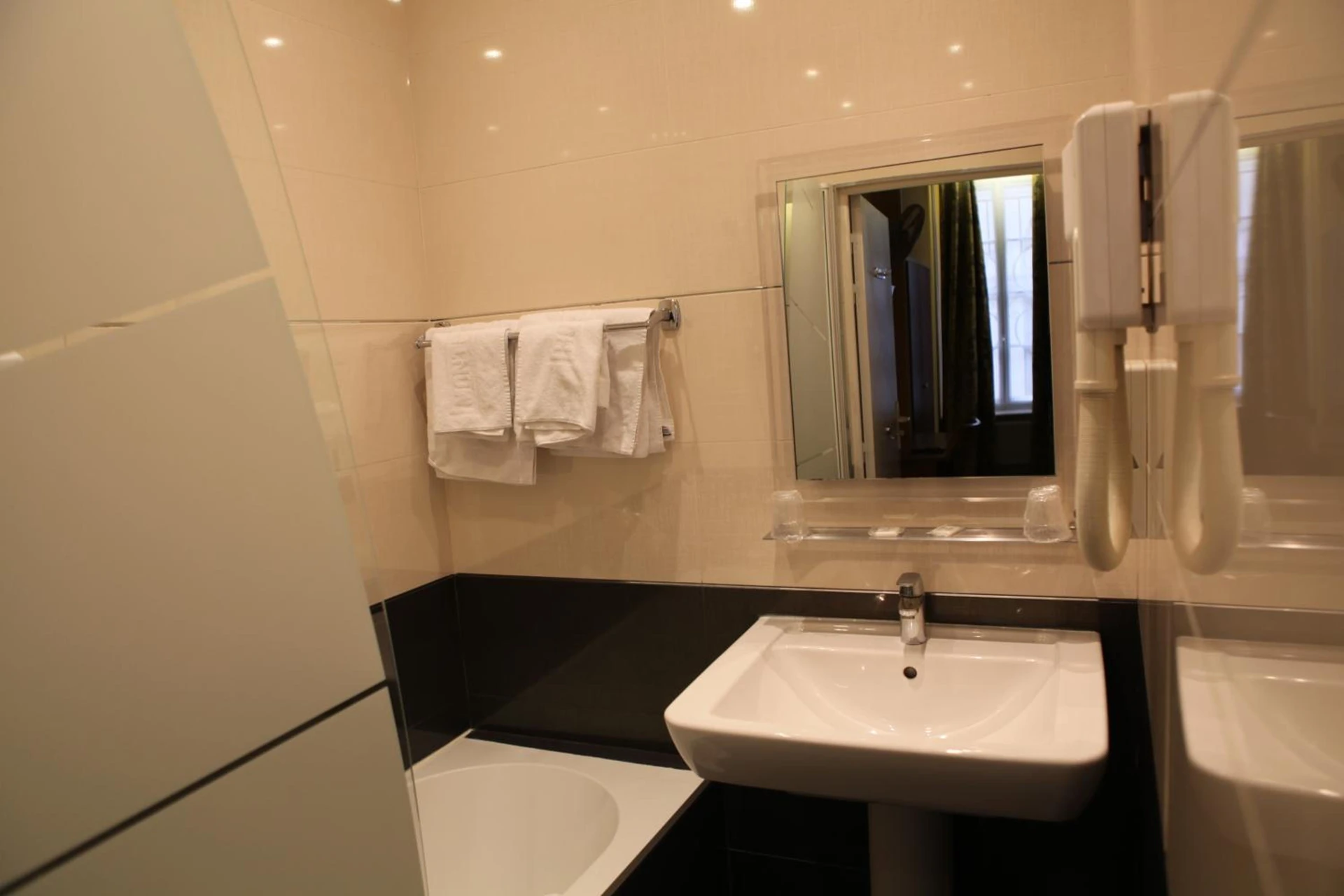 Ambiance de travail pour séminaire d'entreprise à Hotel Montpensier - Paris