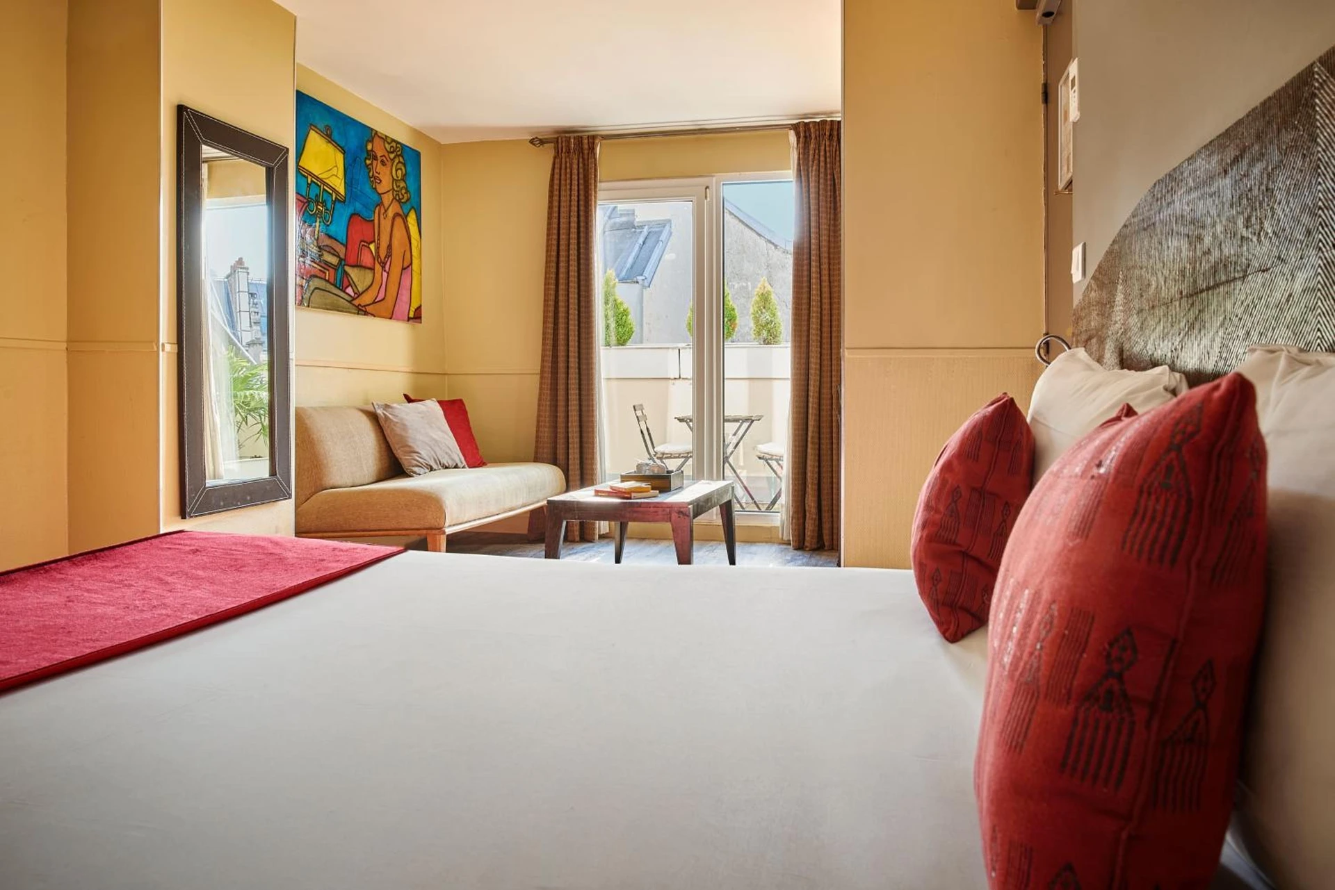 Magnifique chambre pour un séminaire d'entreprise à Hôtel Moulin Plaza by Happyculture - Paris