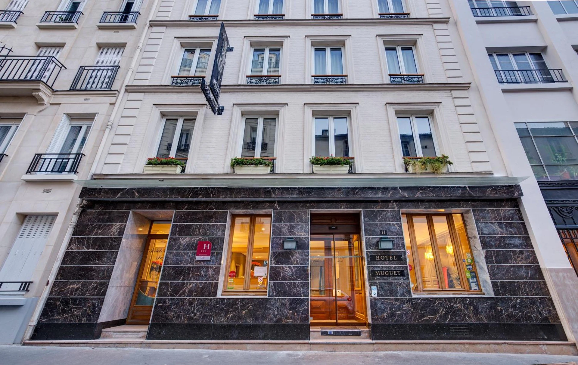 Ambiance de travail pour séminaire d'entreprise à Hotel Muguet - Paris