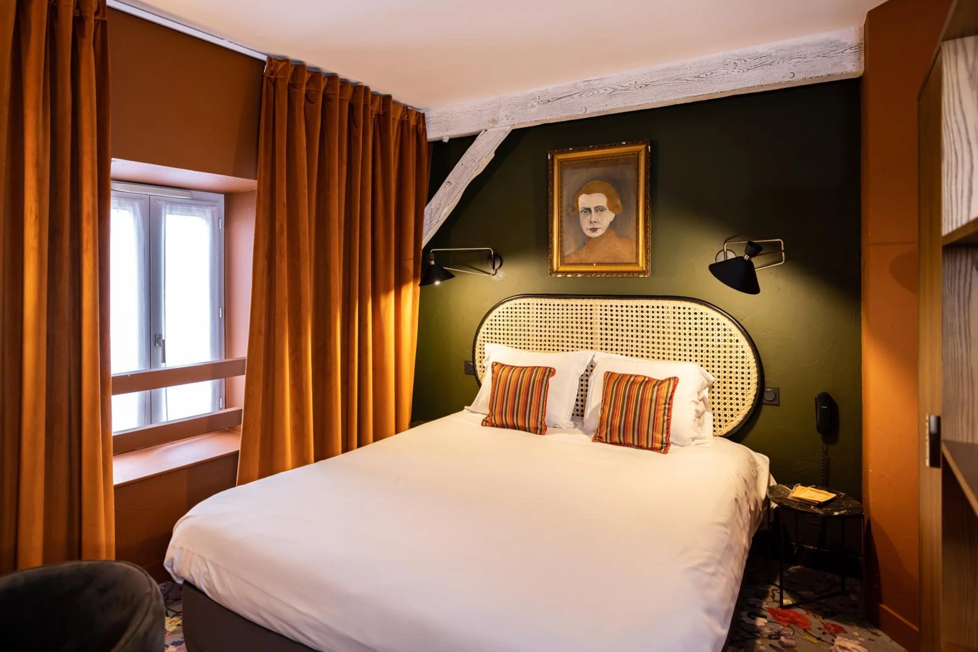 Chambre disponible pour un séminaire d'entreprise à Naâd Hotel Sarlat Centre Ville - Sarlat-la-Canéda