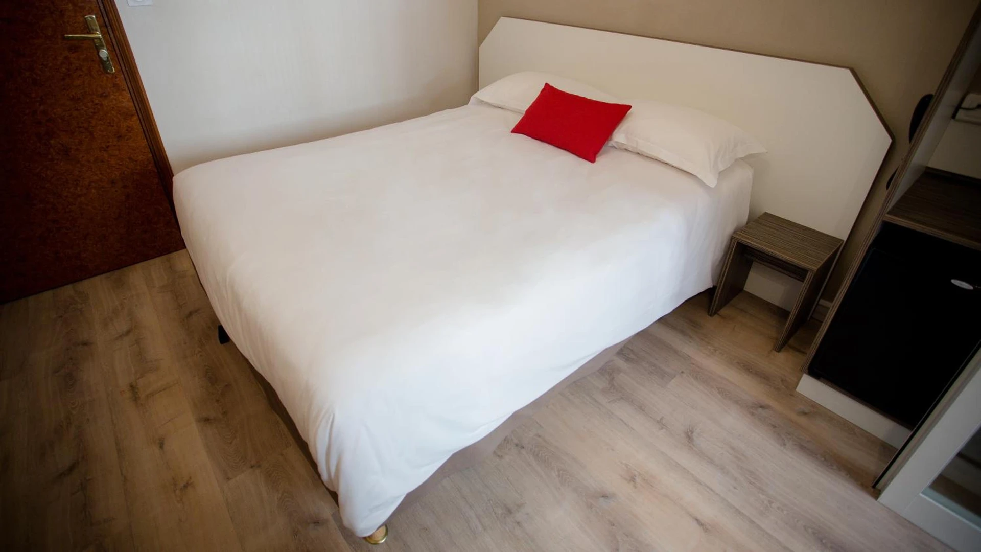 Chambre disponible pour un séminaire d'entreprise à Hôtel Napoléon - Bastia